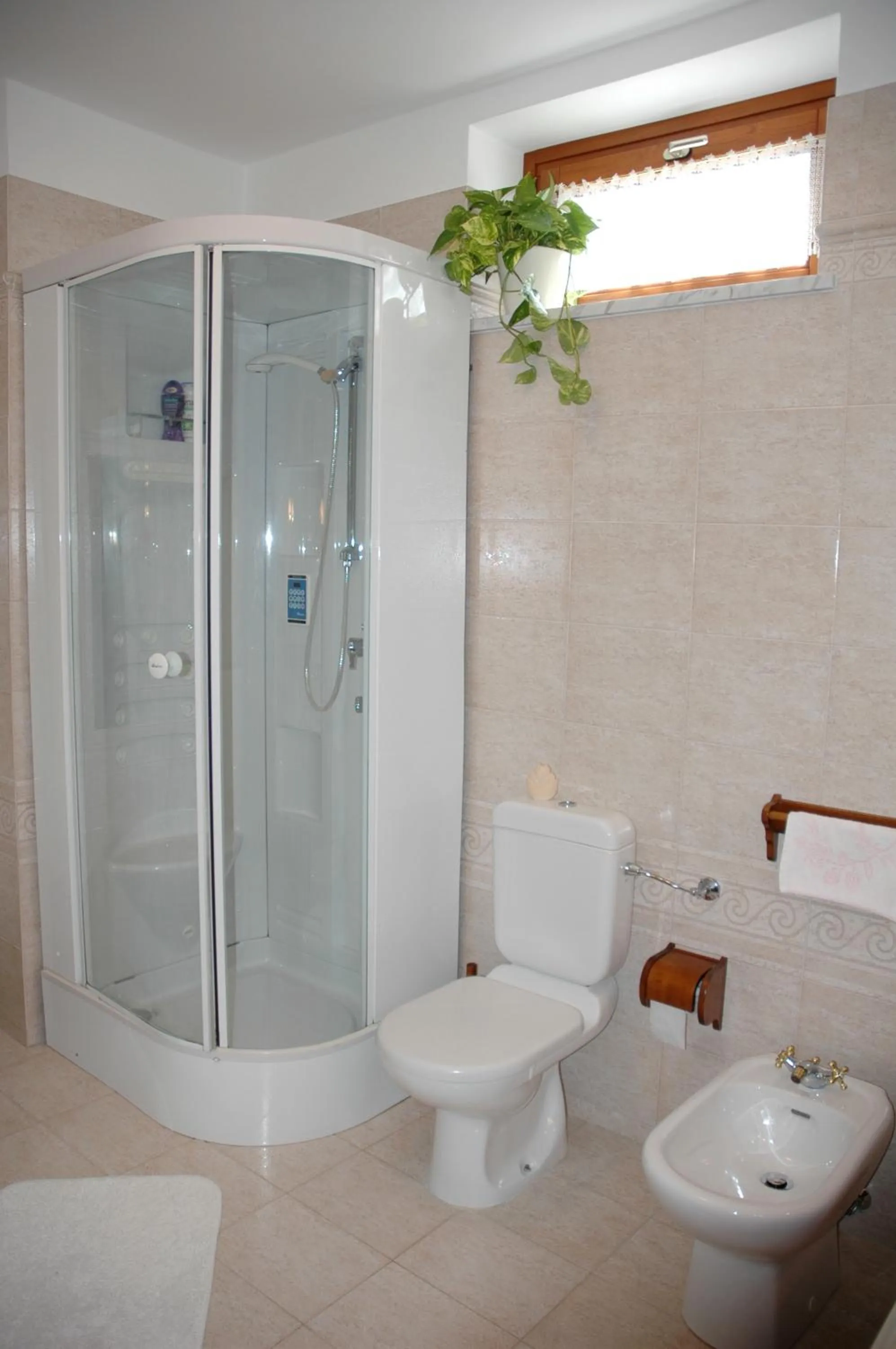 Shower in Al Vecchio Glicine