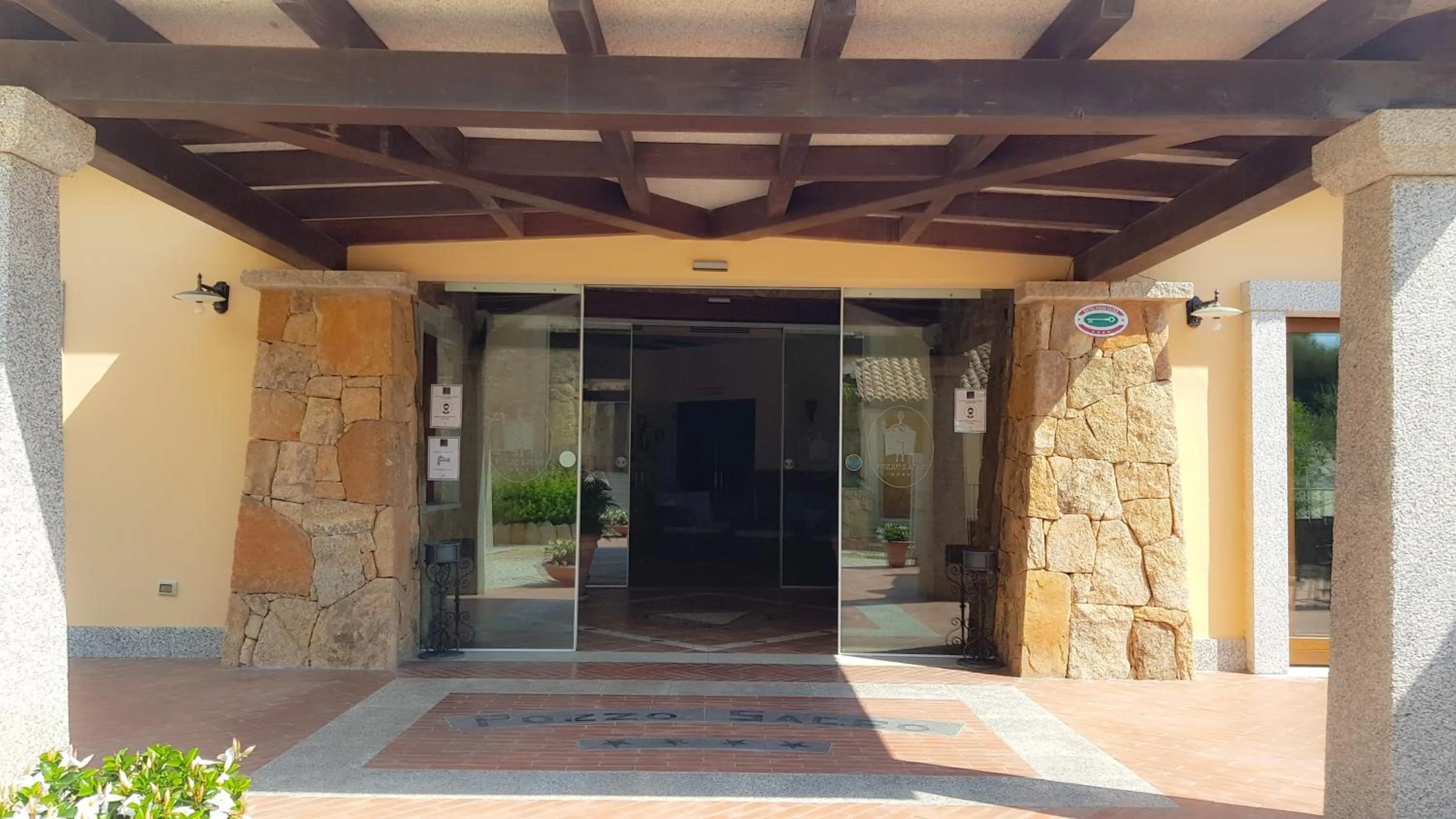 Lobby or reception in LH Hotel Pozzo Sacro