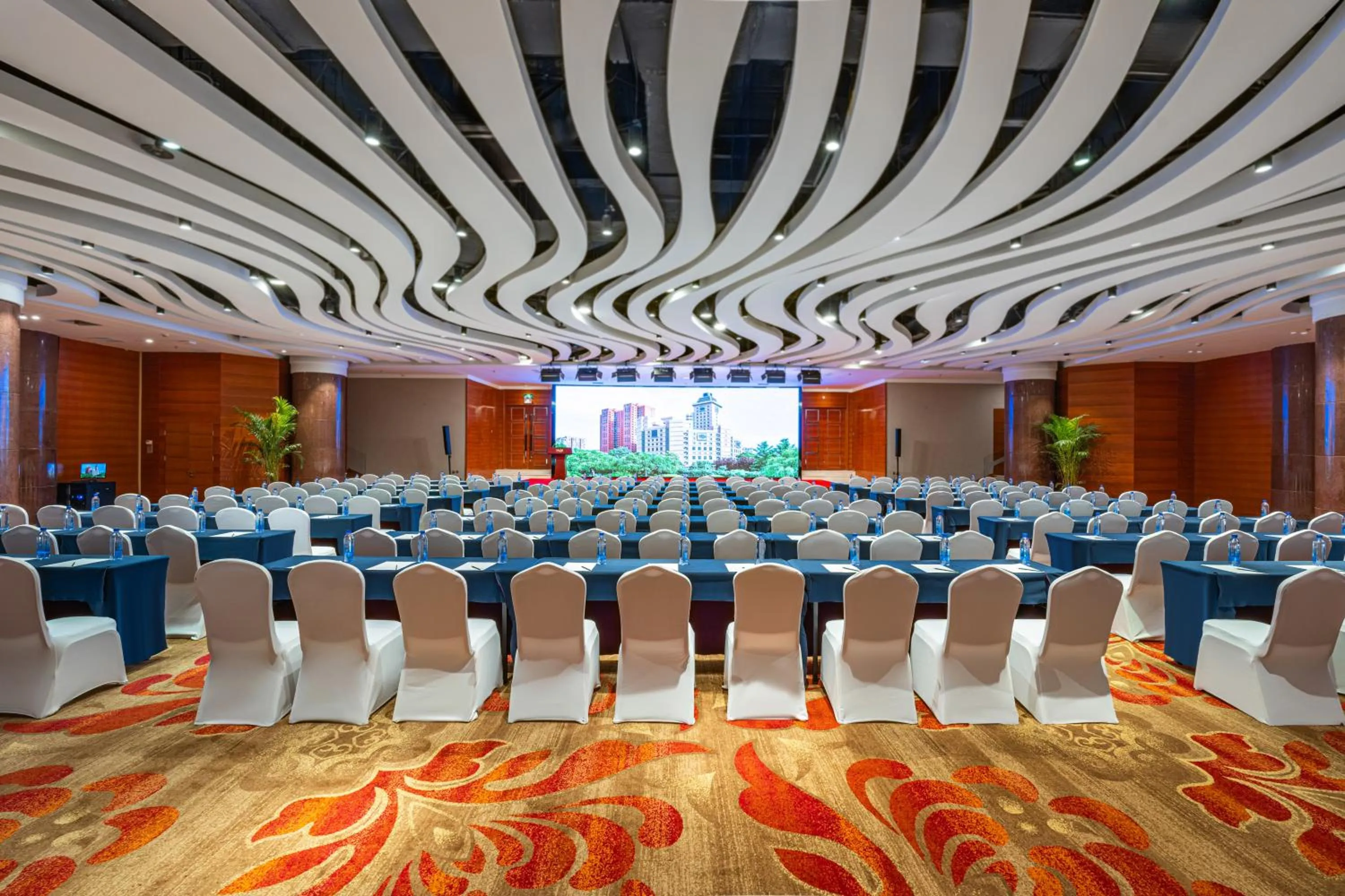 Banquet/Function facilities in Beijing Feitian Hotel