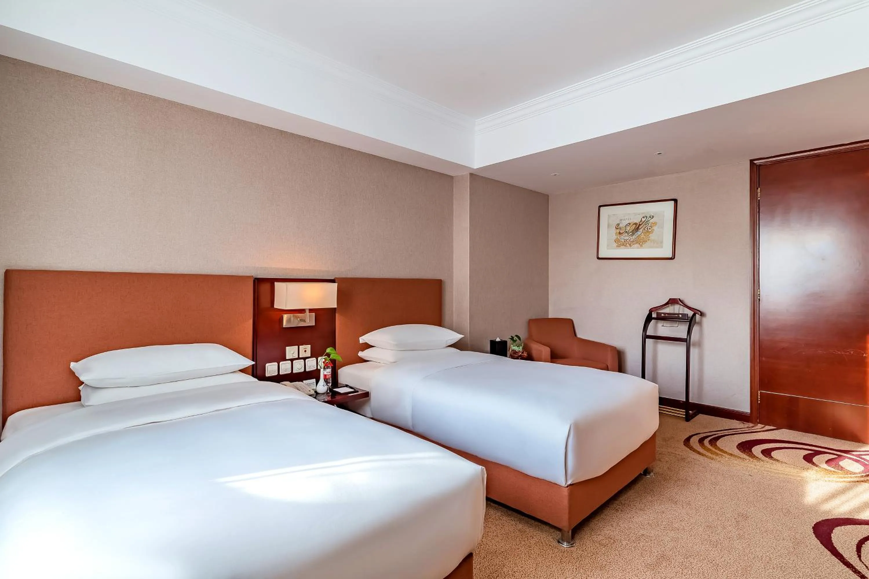 Bed in Beijing Feitian Hotel