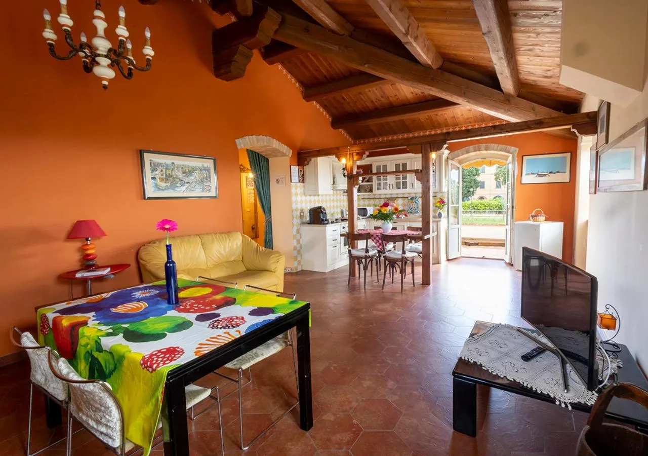 Communal lounge/ TV room, Bed in B&B Belcuore