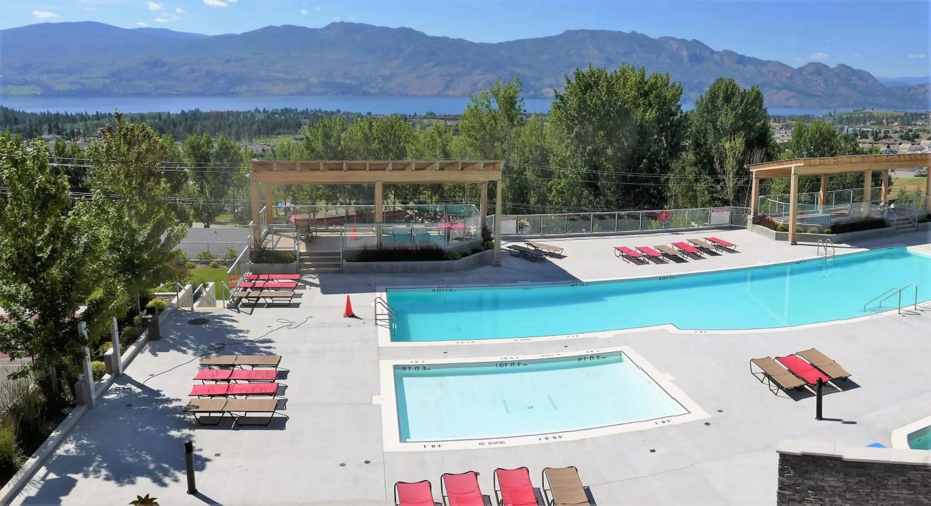 Pool view in Copper Oasis