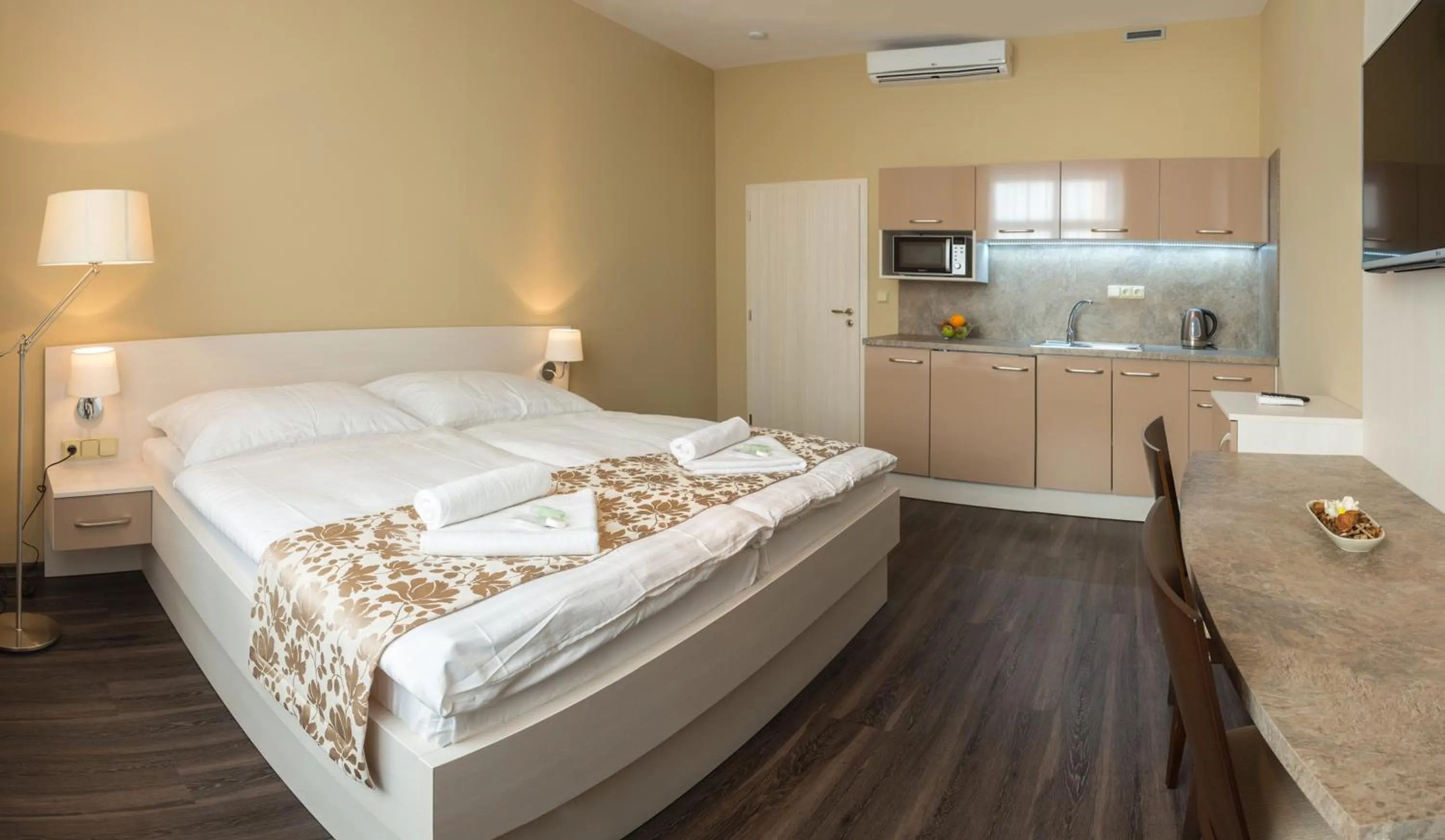 Bedroom, Bed in Penzion Longus