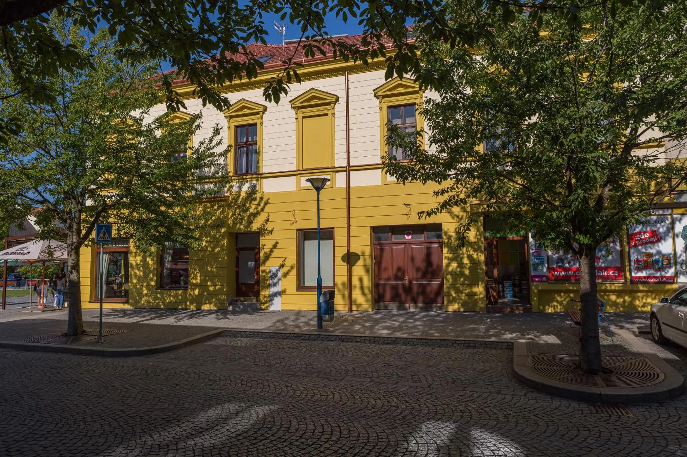 Facade/entrance in Penzion Longus