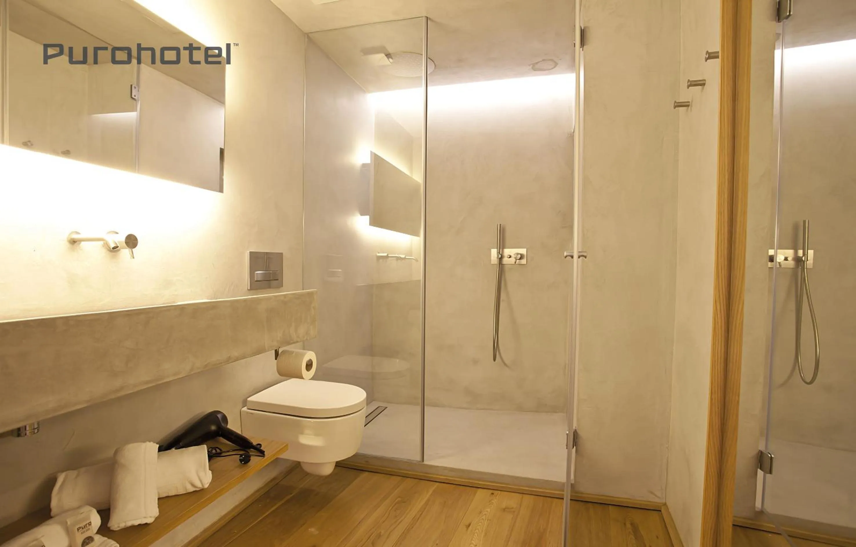 Bathroom in Purohotel Palma