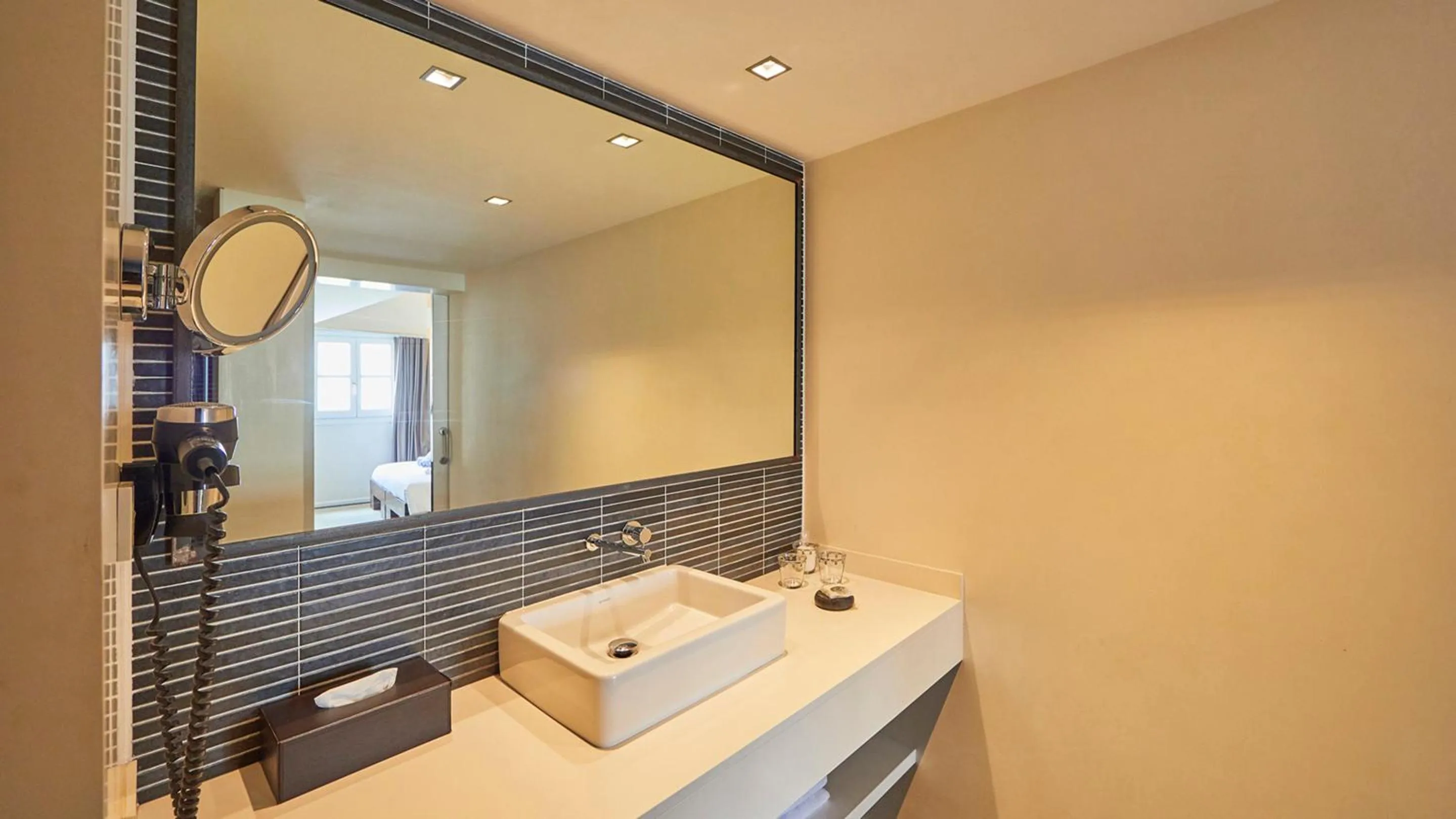 Bathroom in Purohotel Palma