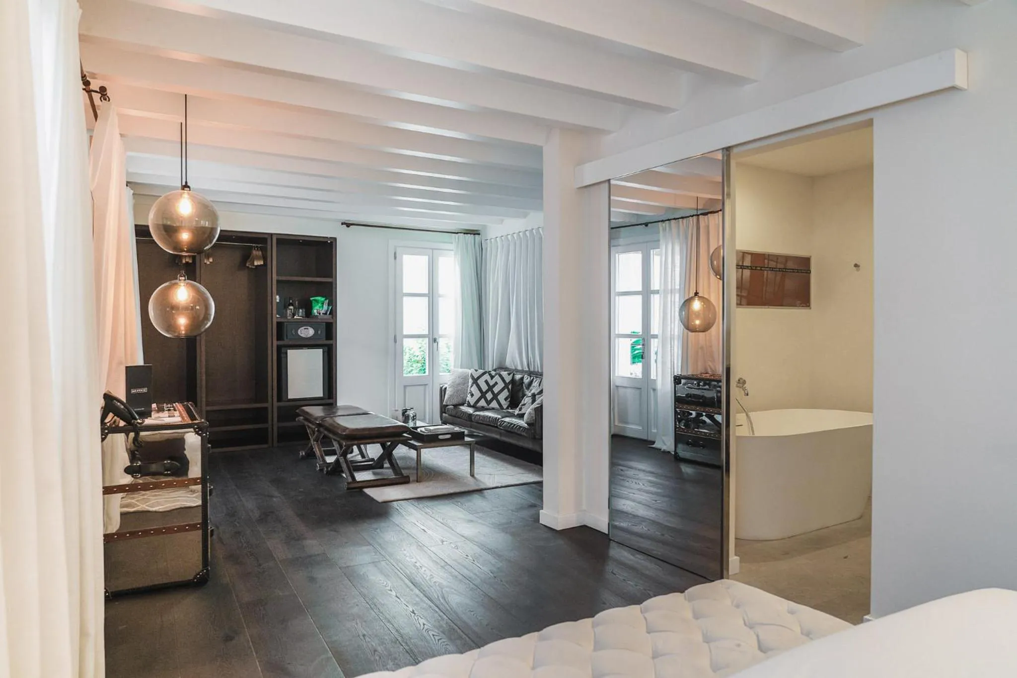 Bathroom, Bed in Purohotel Palma