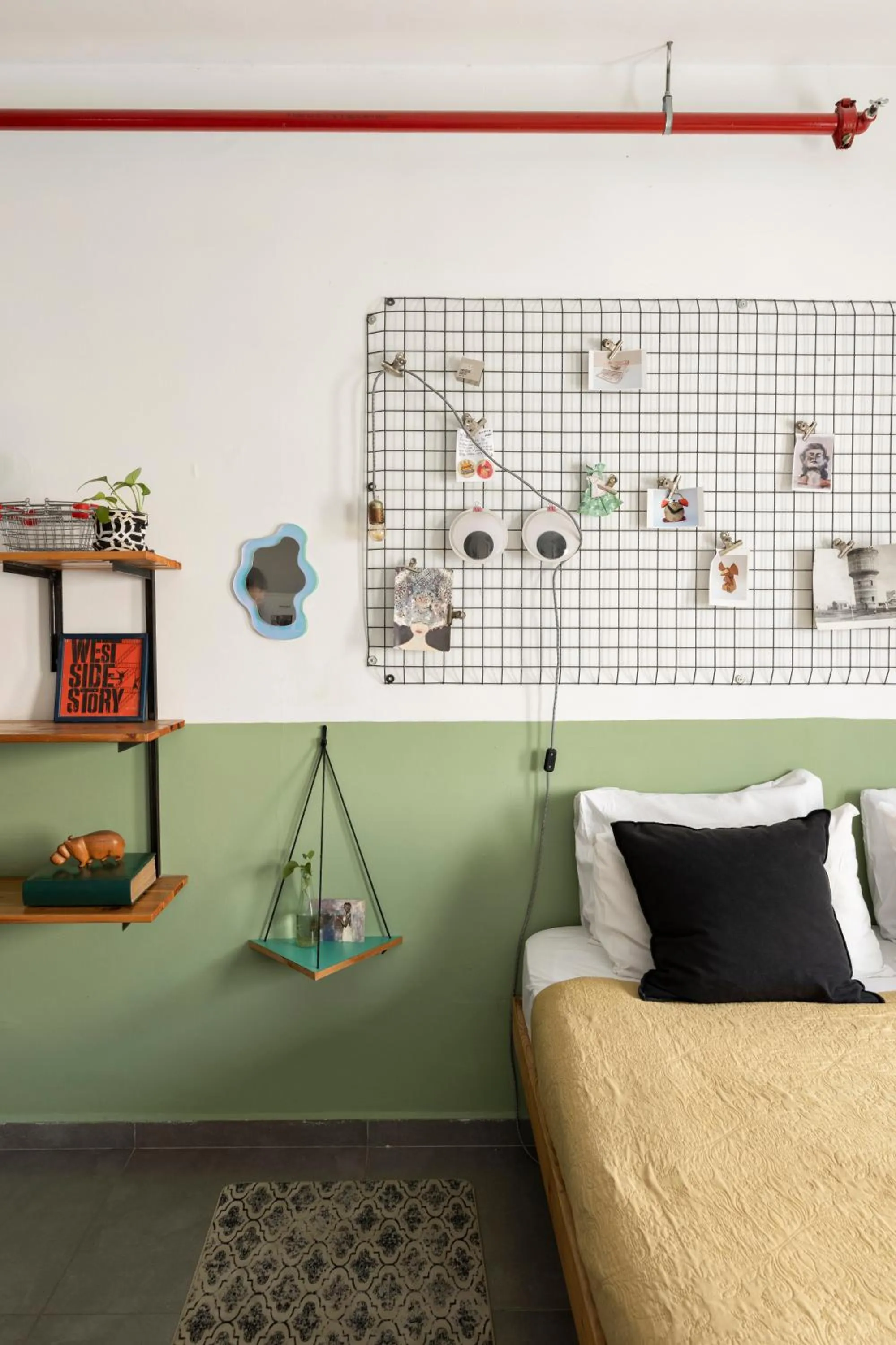 Bedroom, Bed in Rena's House