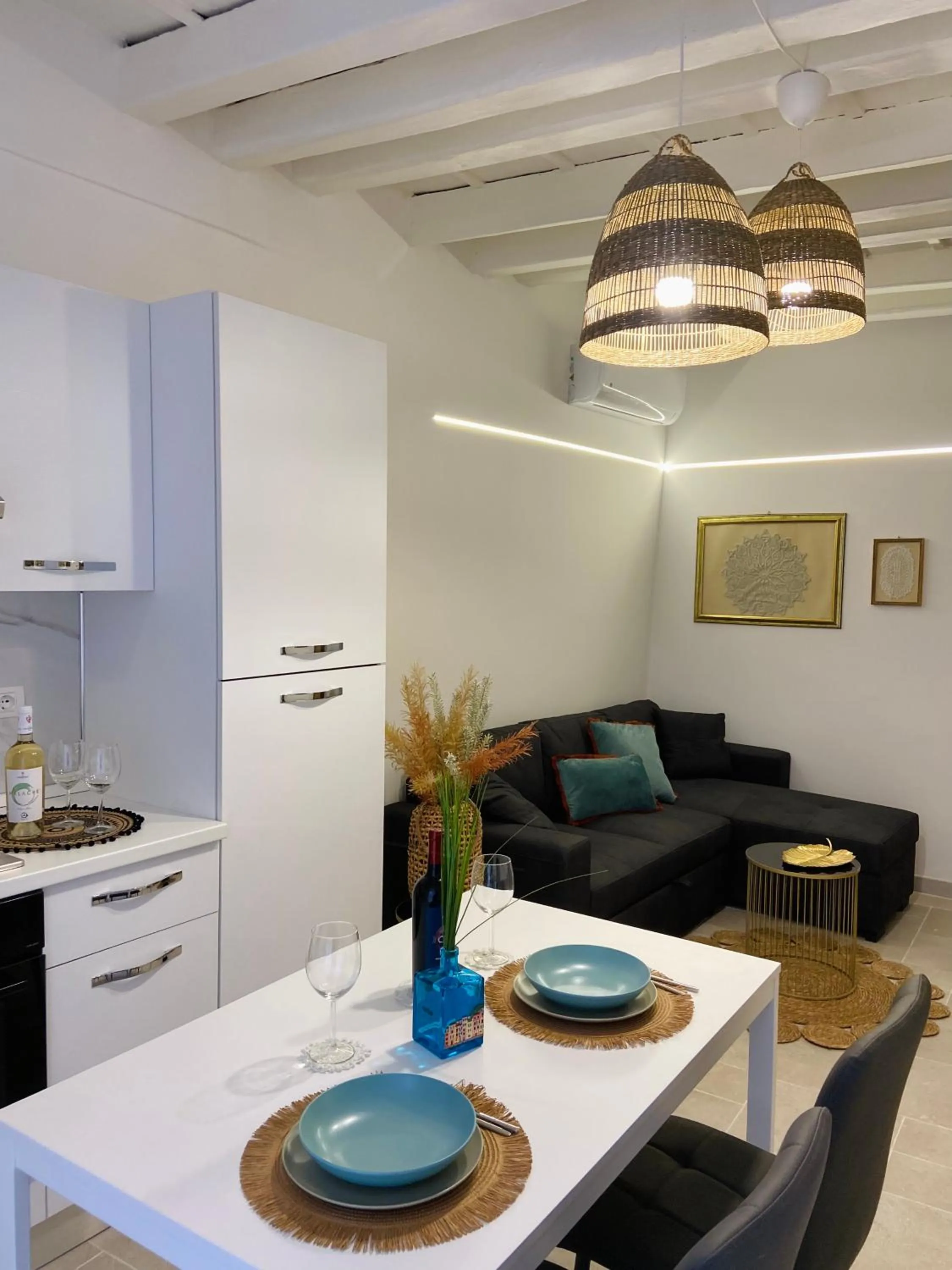 Dining area in Le Statuine Dimore Diffuse