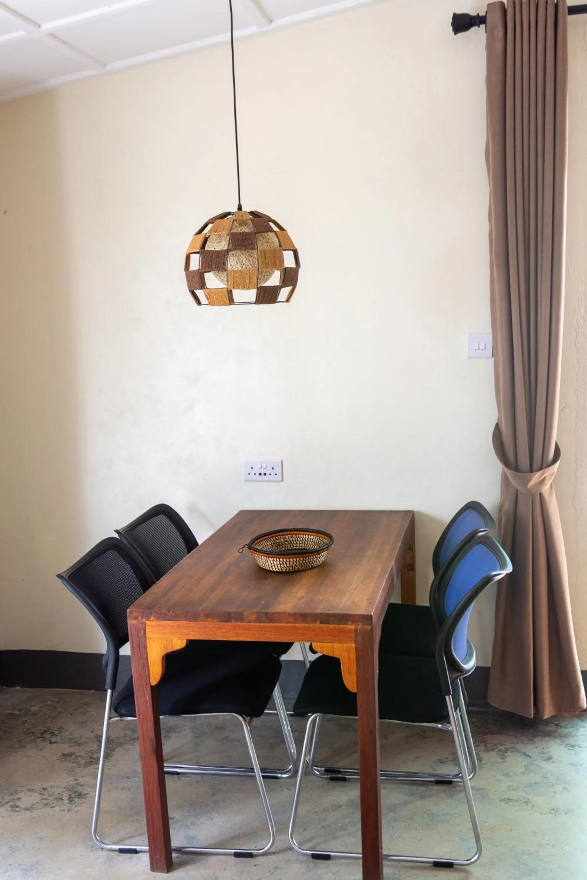 Dinner in Dutchess Hotel and Restaurant