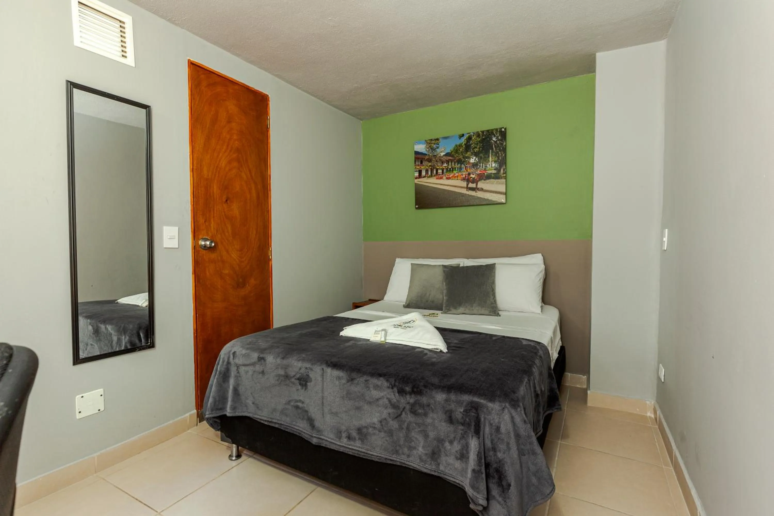 Other, Bed in Poblado Guest House