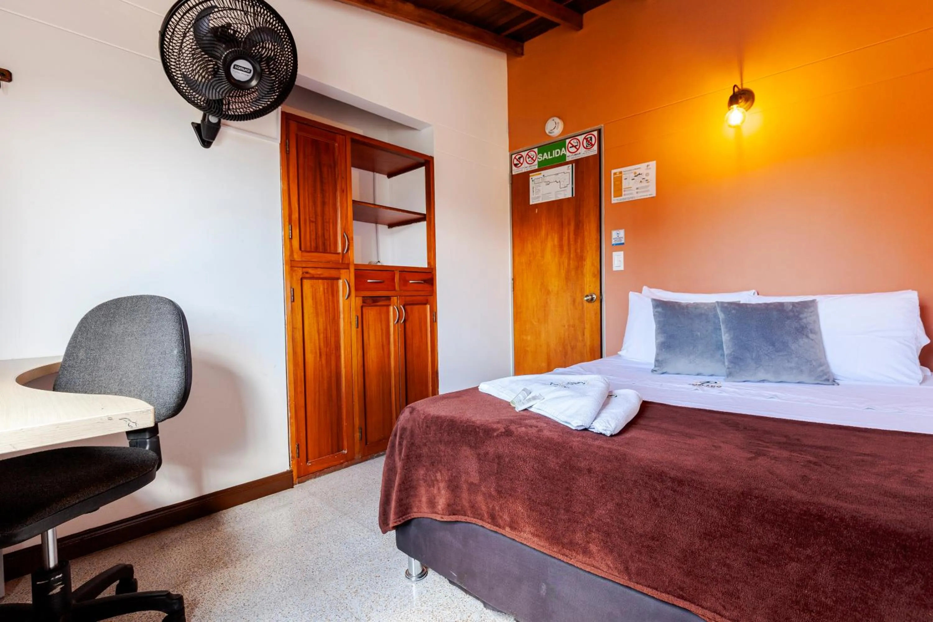 Other, Bed in Poblado Guest House