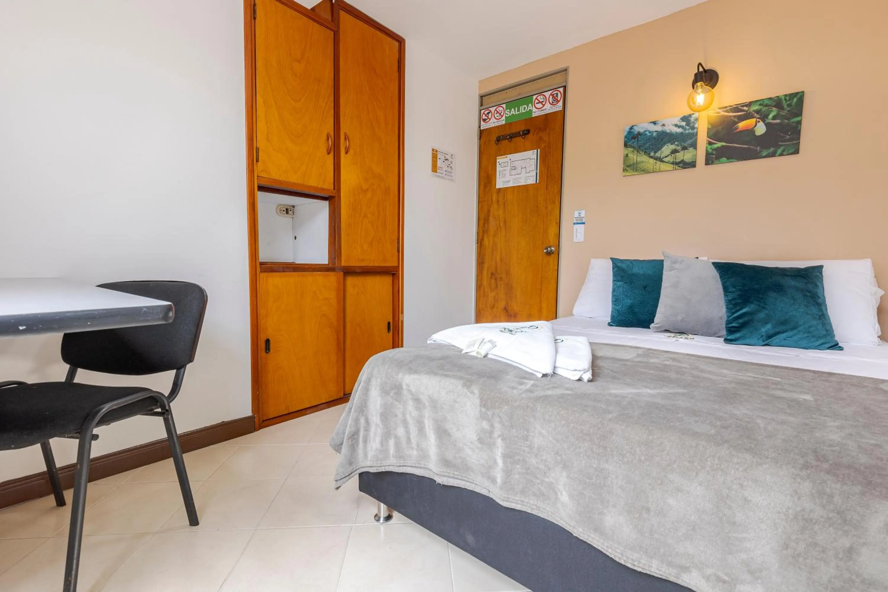 Other, Bed in Poblado Guest House