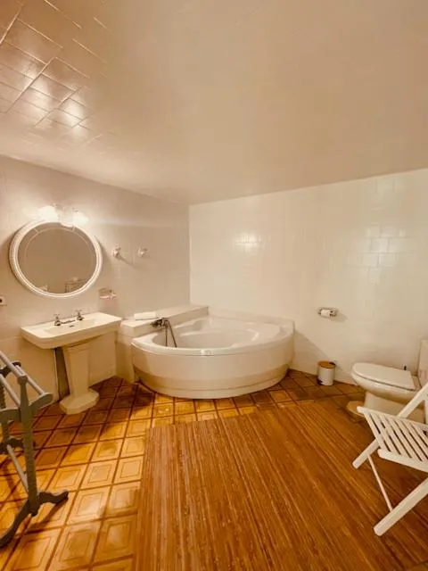 Bathroom in Casal d'Artà by Baudot 1926 - Adults Only