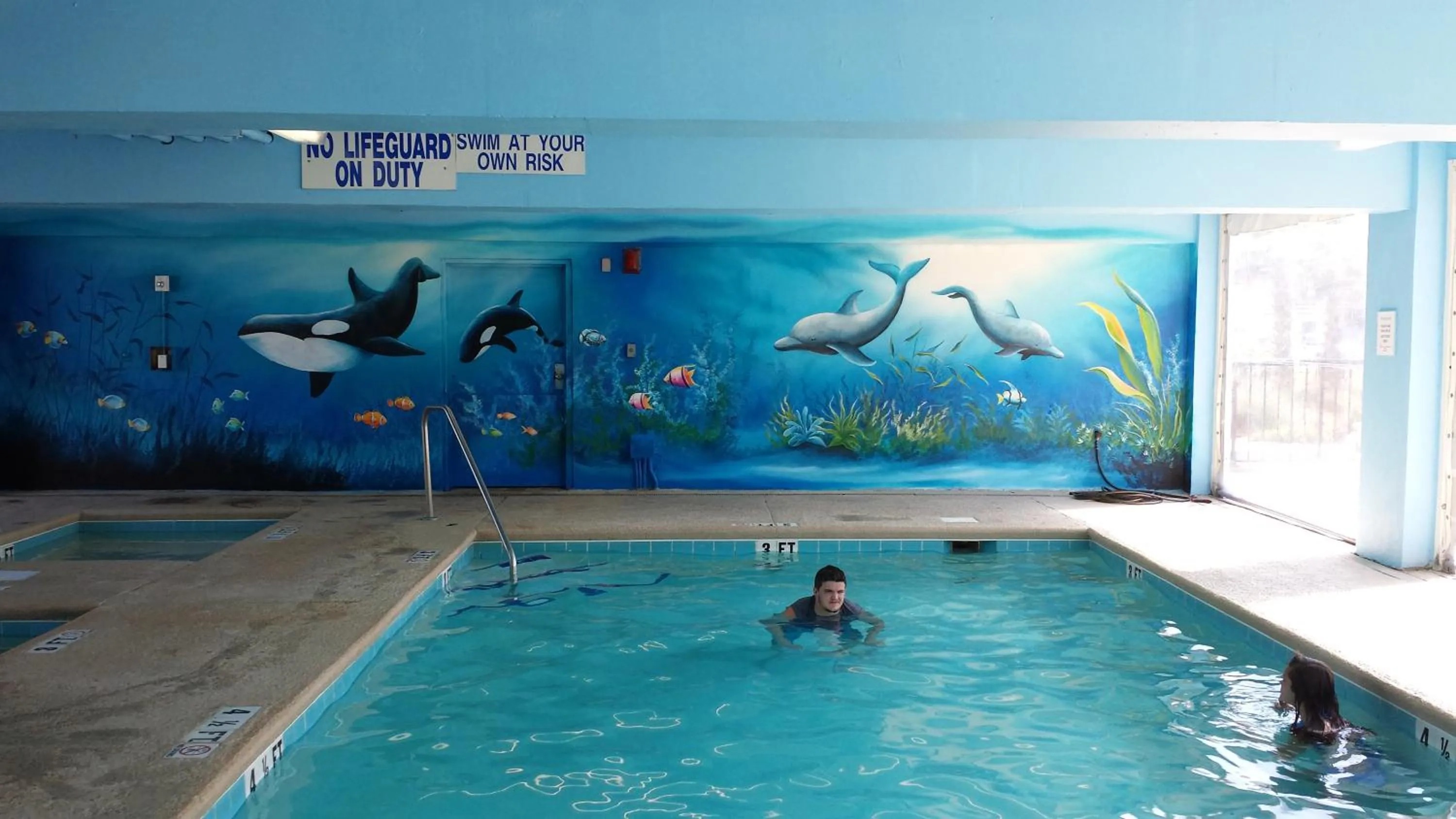 Swimming pool in Bermuda Sands On The Boardwalk