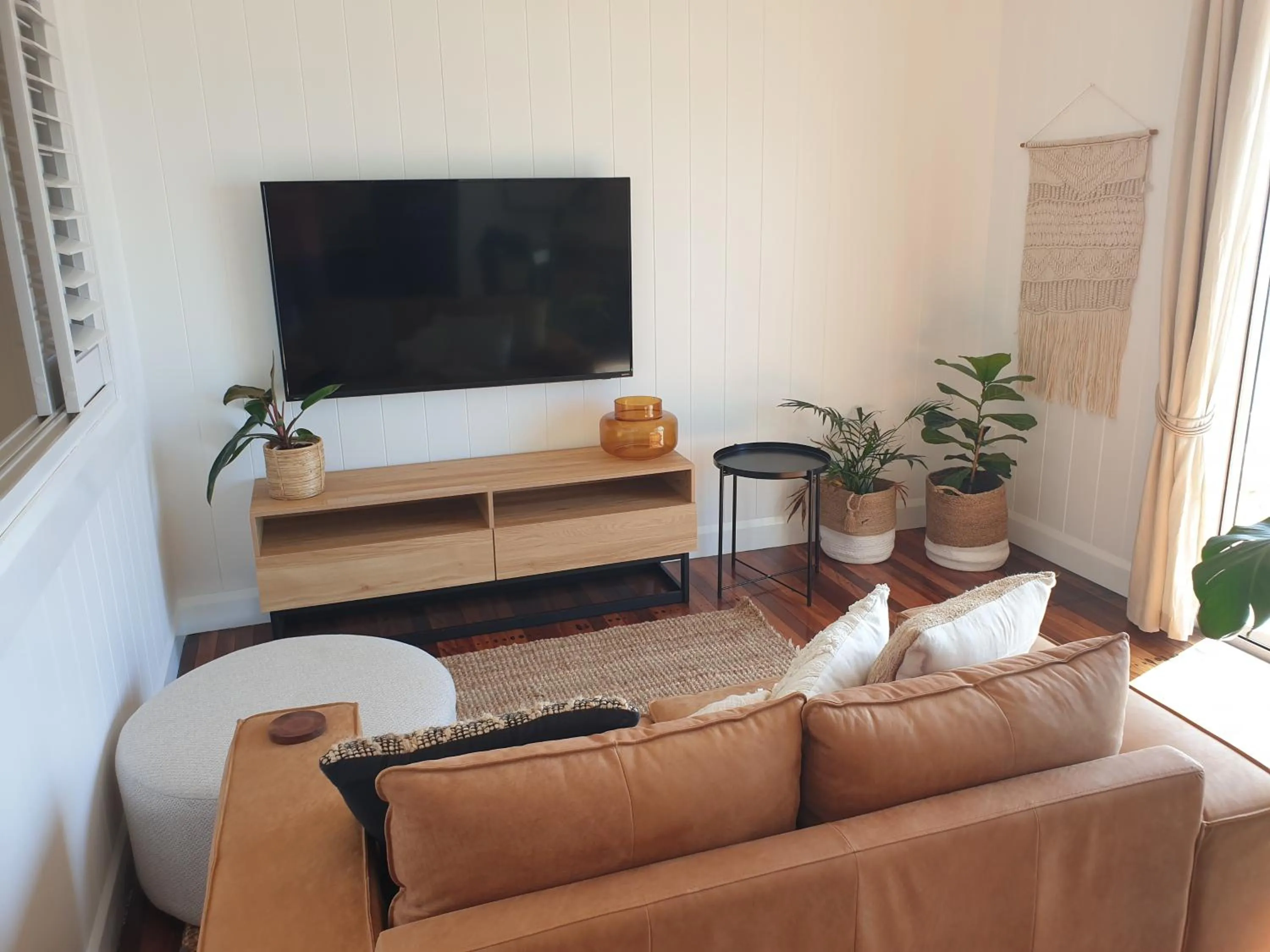 Living room in Saltwater Apartments