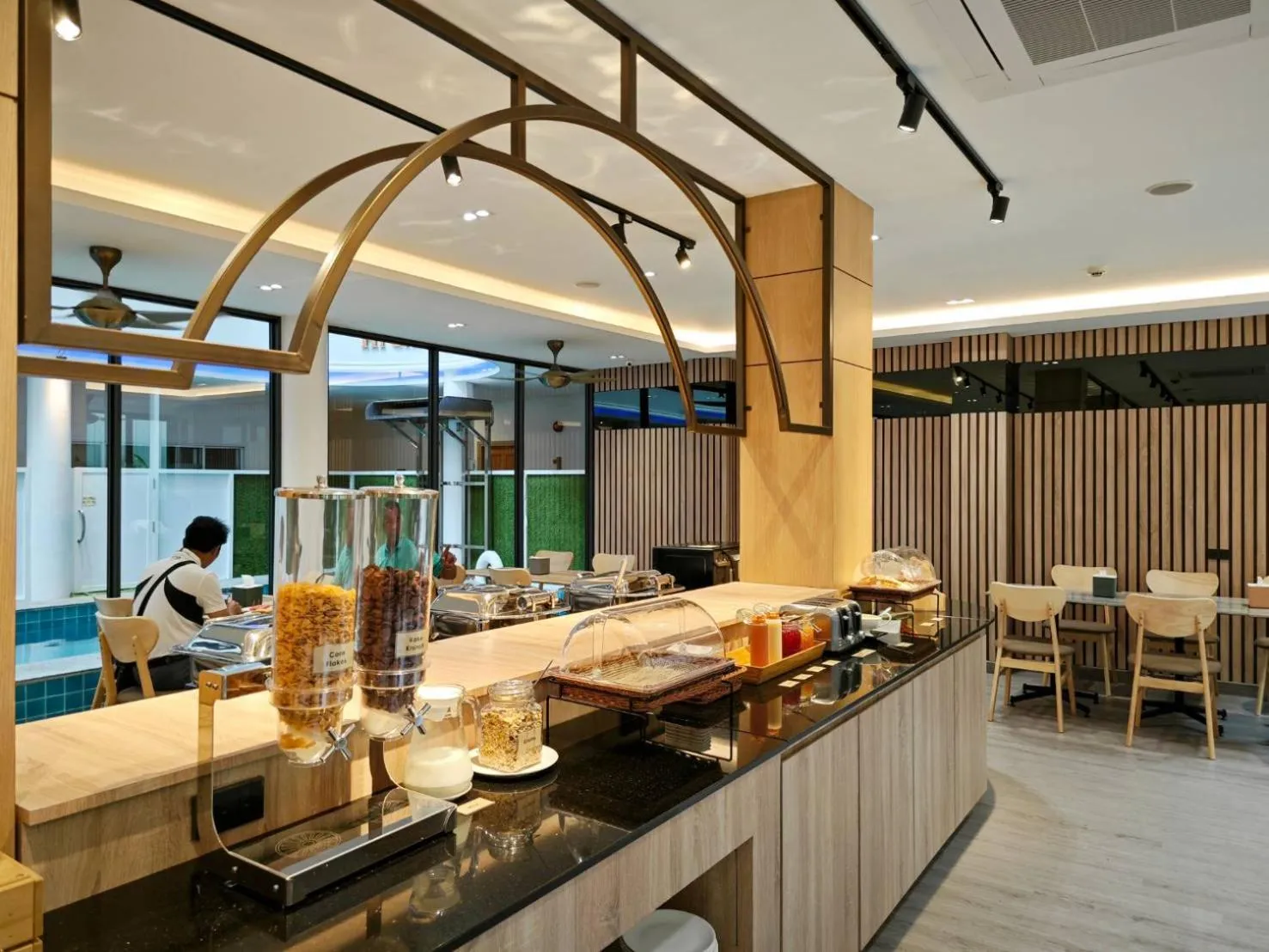 Restaurant/places to eat in Hi Chiangrai Hotel