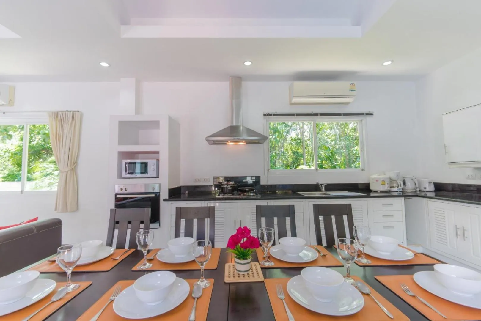 Kitchen or kitchenette in Chalong - 4 Bedroom Private Pool Villa - Phuket