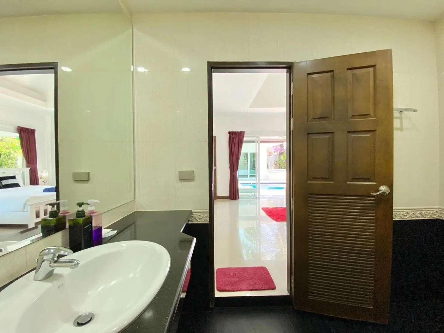 Bathroom in Chalong - 4 Bedroom Private Pool Villa - Phuket