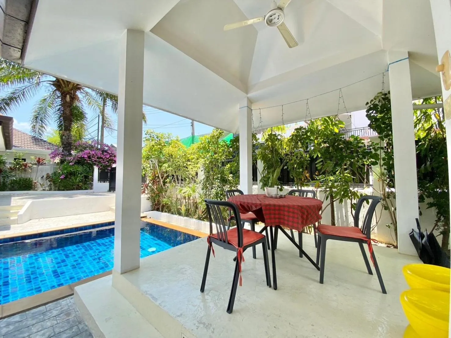 Patio in Chalong - 4 Bedroom Private Pool Villa - Phuket