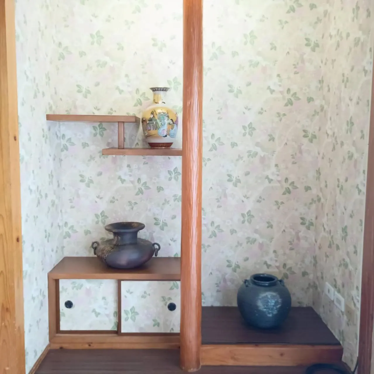 Sunrise Hotel Okinawa-どこか懐かしいレトロ宿軽朝食付