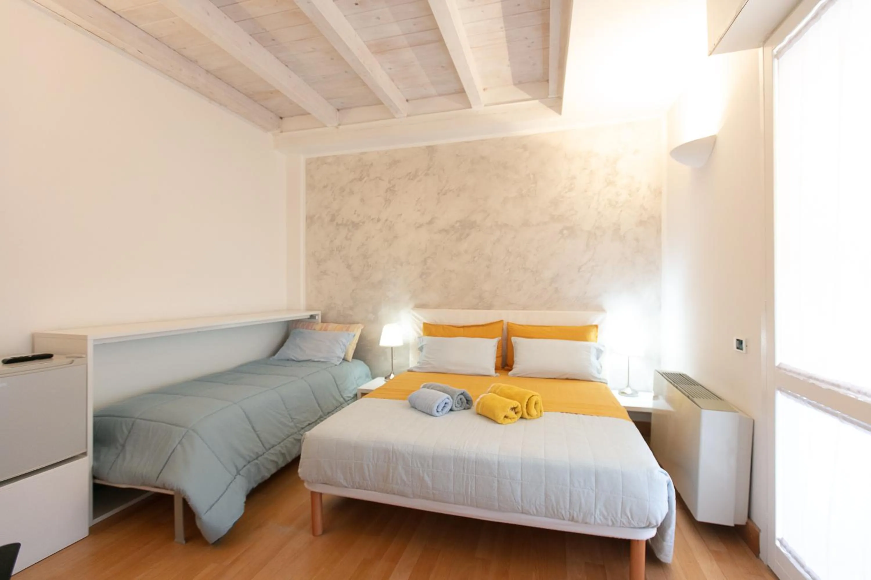 Bed in Giardini e Mare