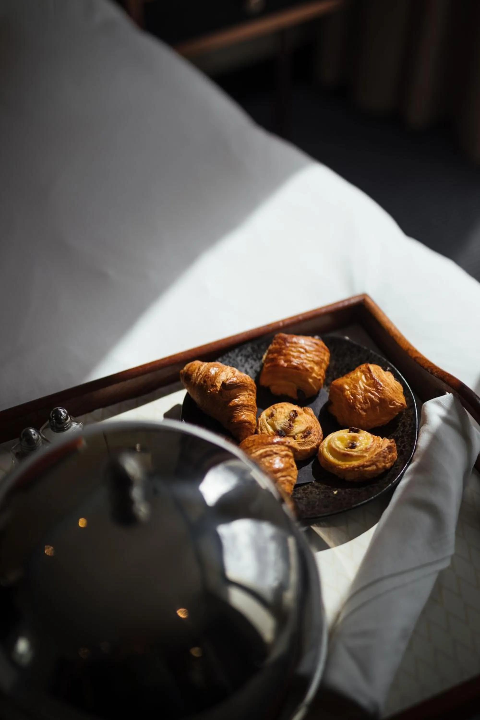 Breakfast in Montcalm Royal London House, London City