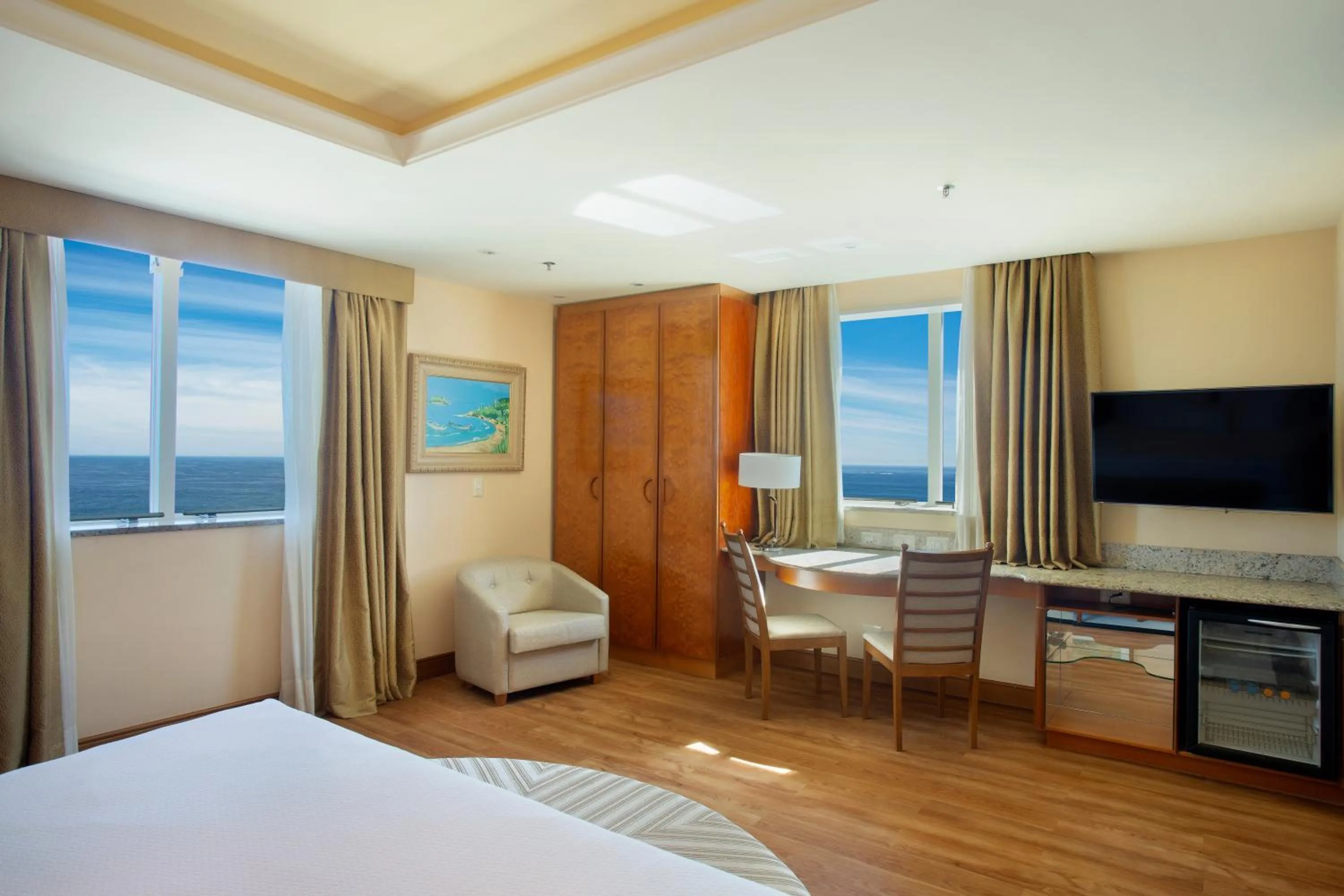 TV and multimedia, Bed in Windsor Barra Hotel