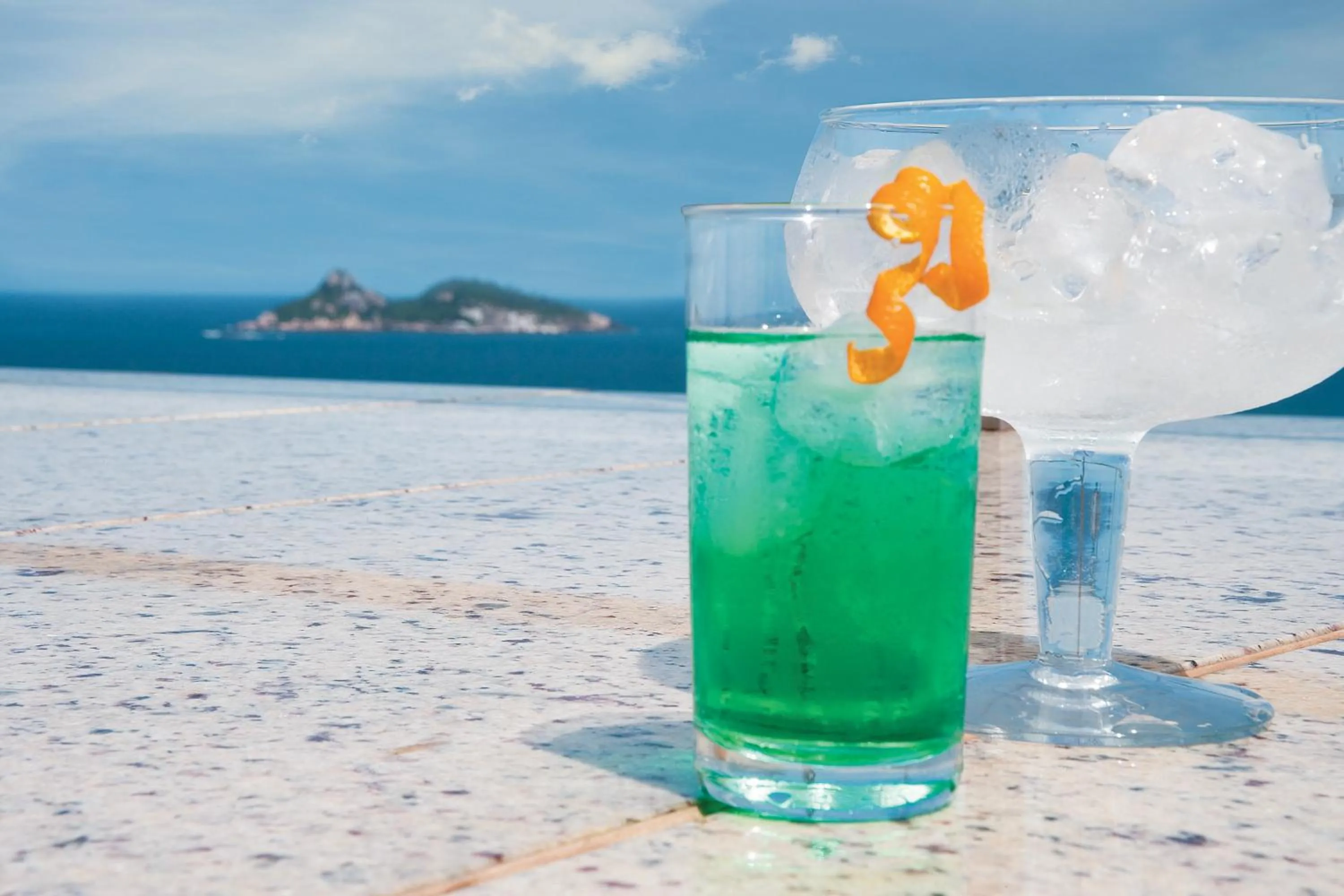 Drinks in Windsor Barra Hotel