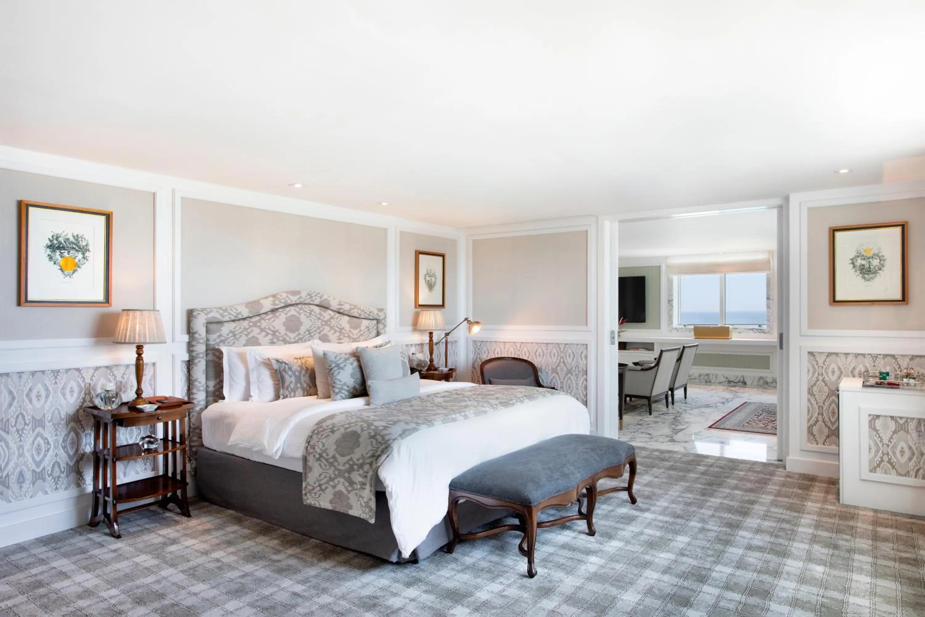 Bed in Windsor Barra Hotel