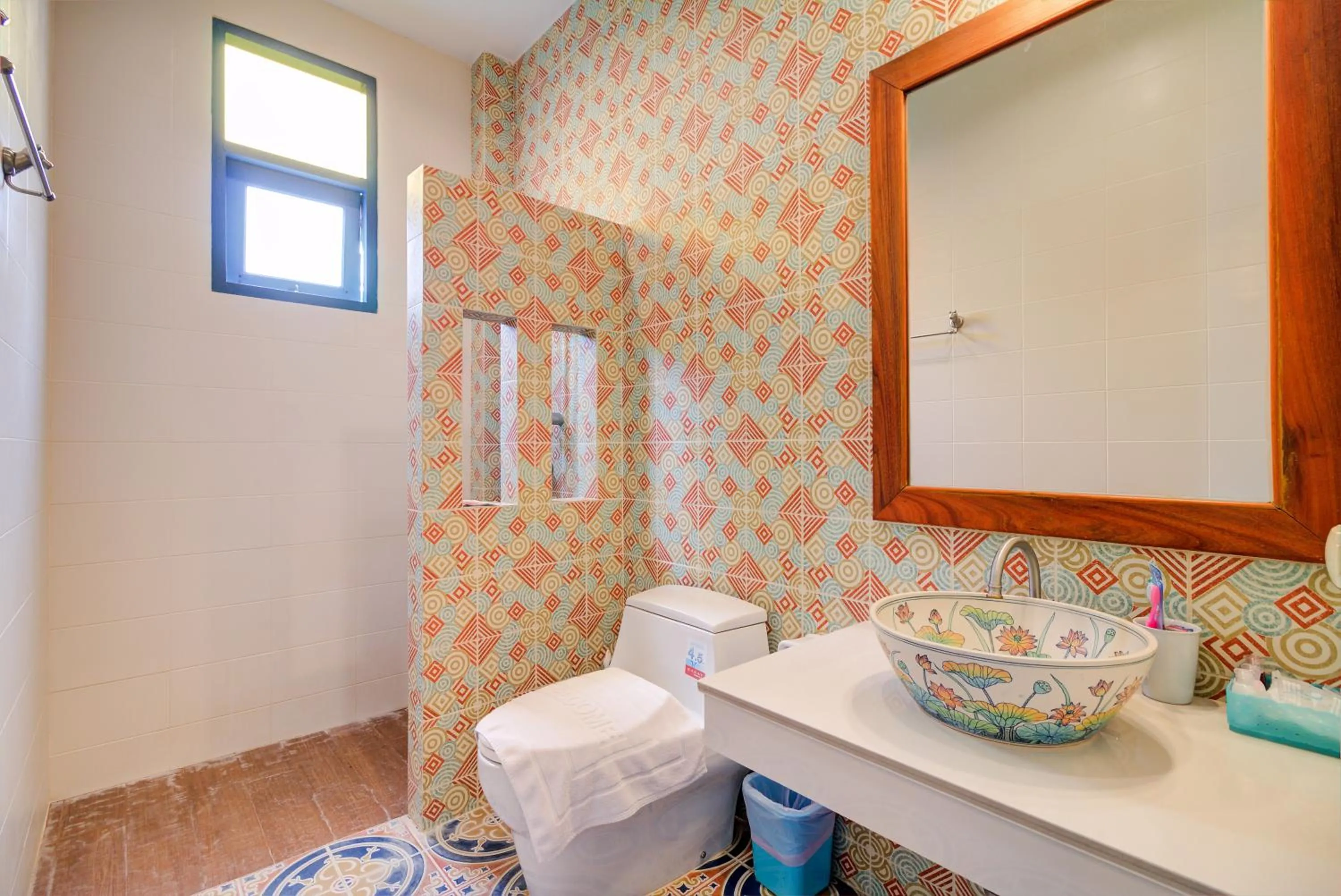 Toilet in Baan Patcharintorn Samui