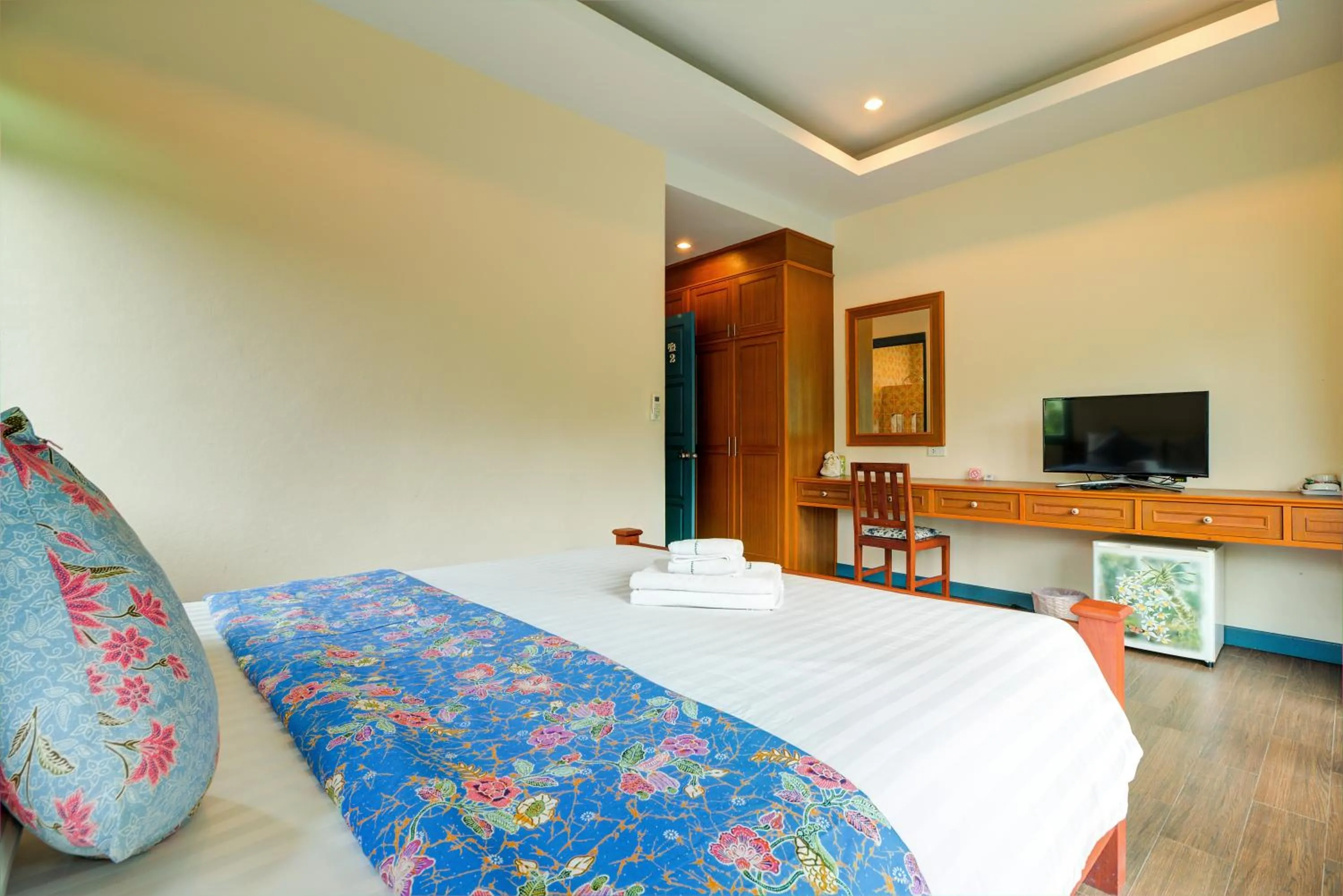 TV and multimedia, Bed in Baan Patcharintorn Samui