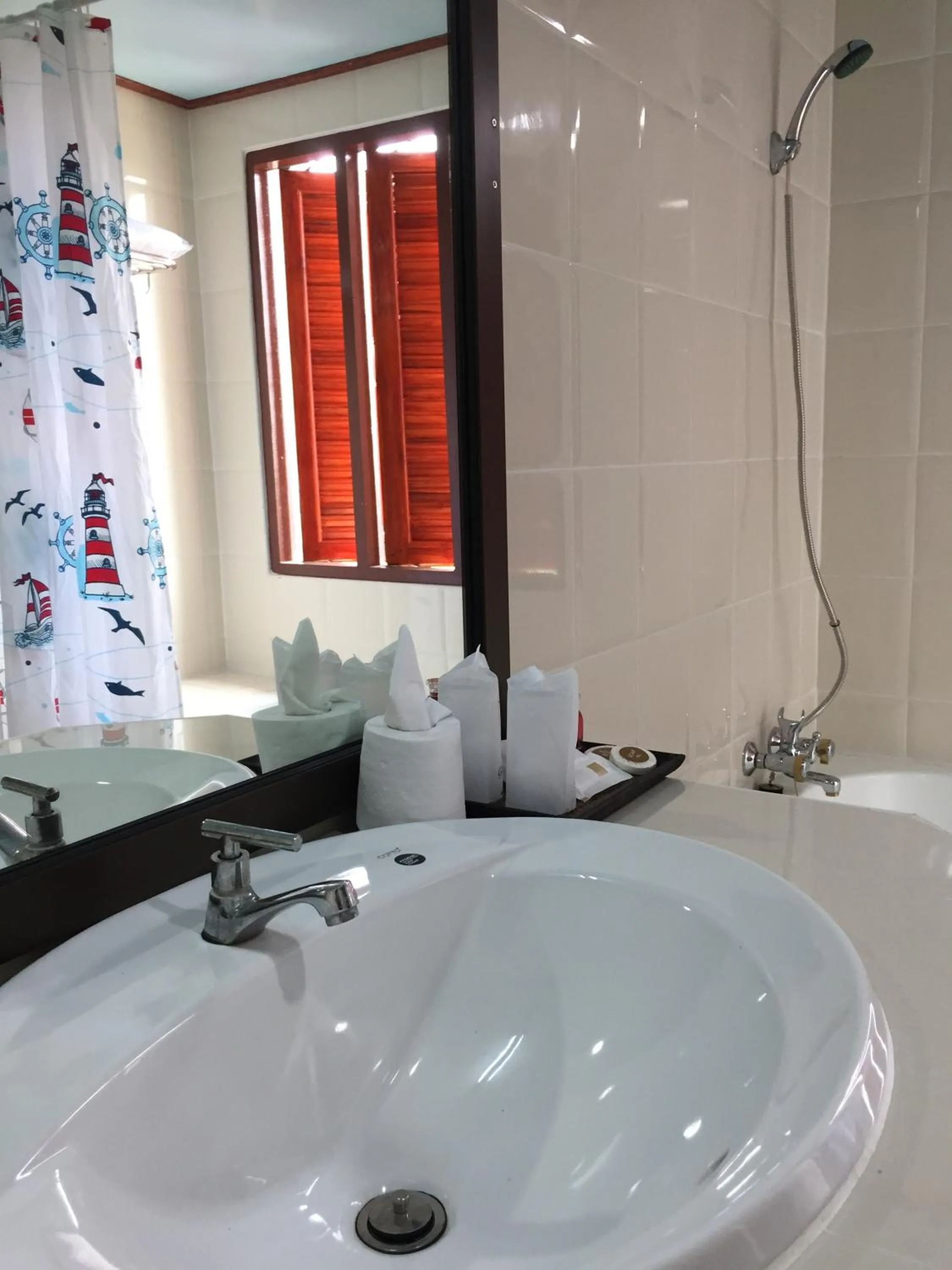 Bathroom in Toh Buk Seng Ayutthaya Hotel