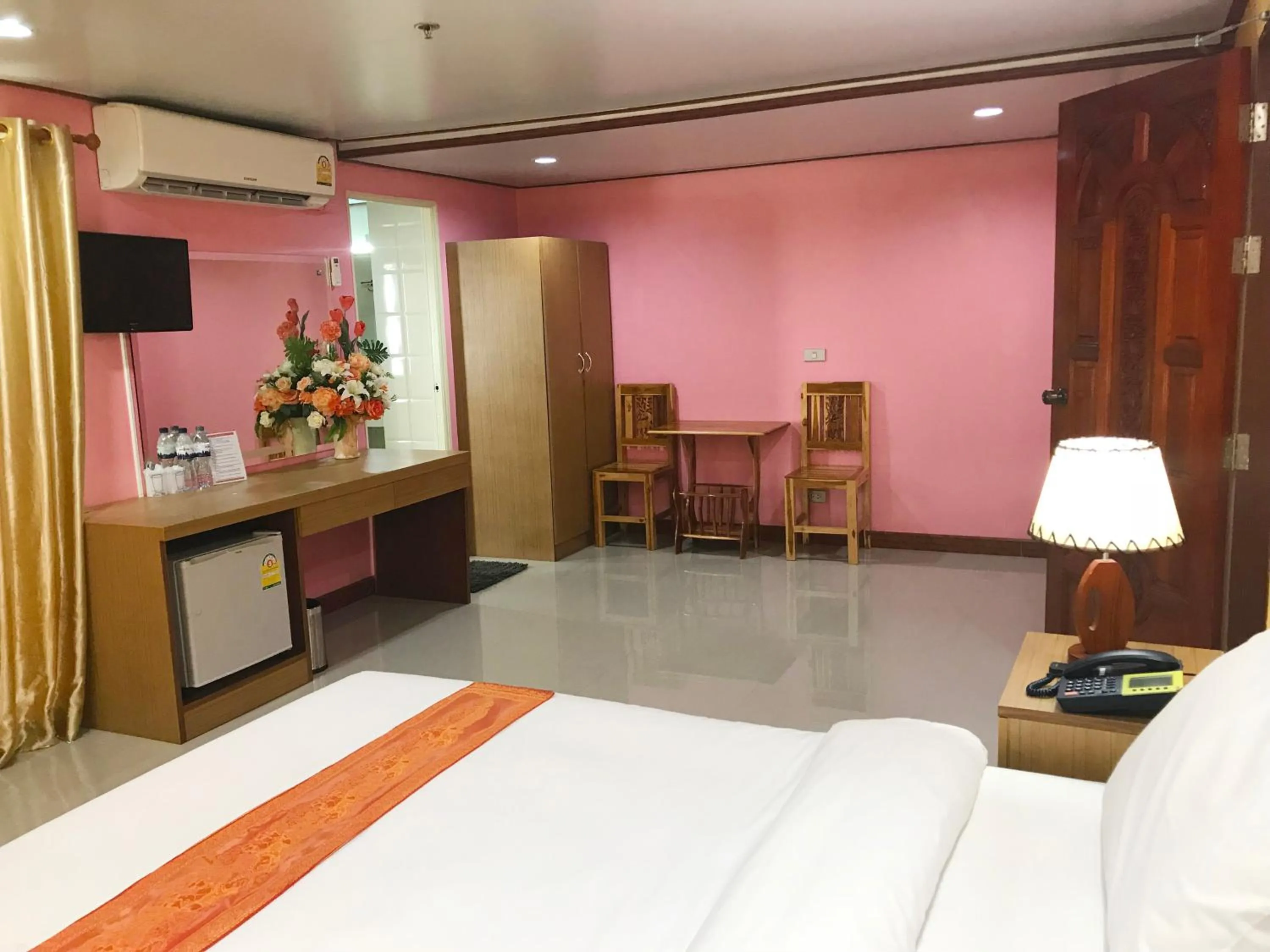 Bedroom, Bed in Toh Buk Seng Ayutthaya Hotel