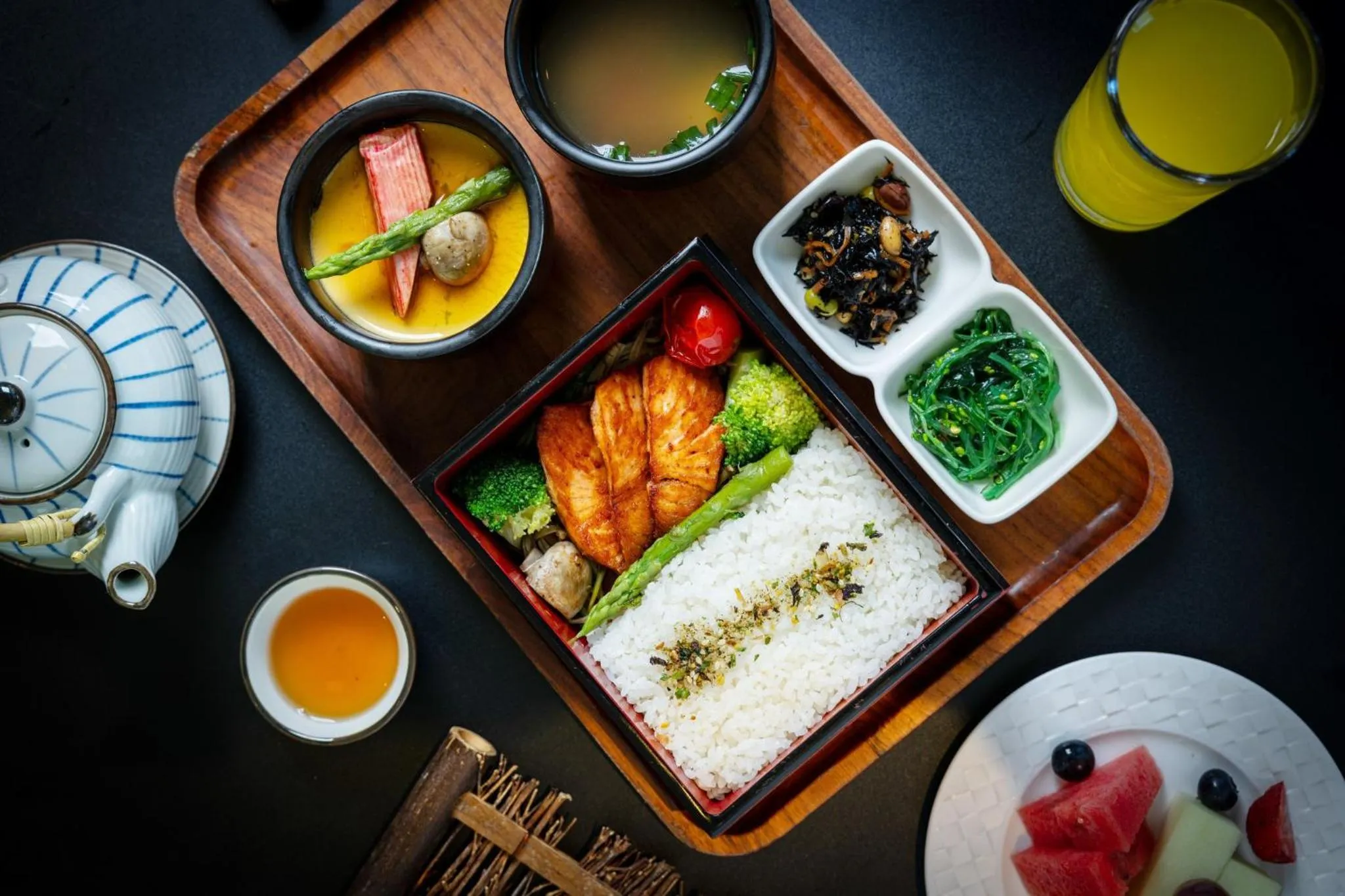 Photo of the whole room in Regent Chongqing - Complimentary 1st round mini bar daily