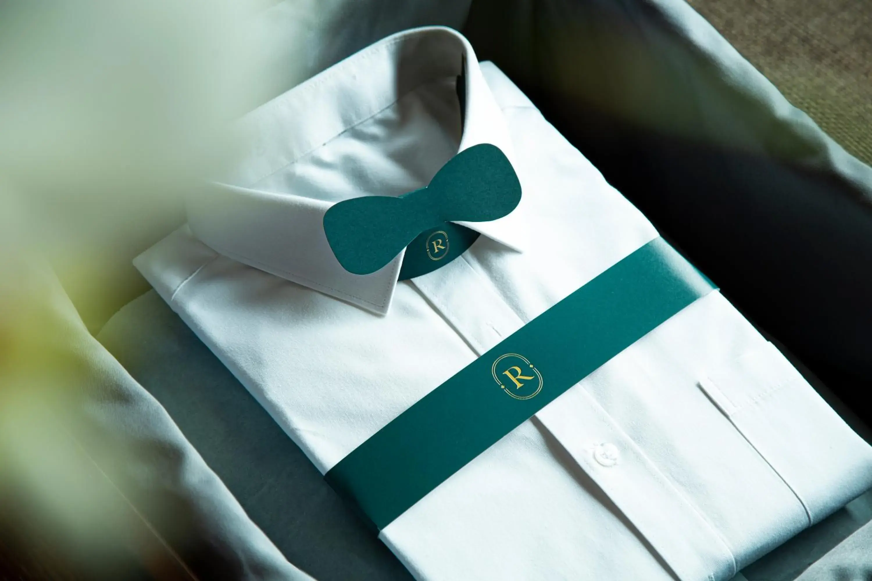 Classic Room in Regent Chongqing - Complimentary 1st round mini bar daily Classic Room in Regent Chongqing - Complimentary 1st round mini bar daily