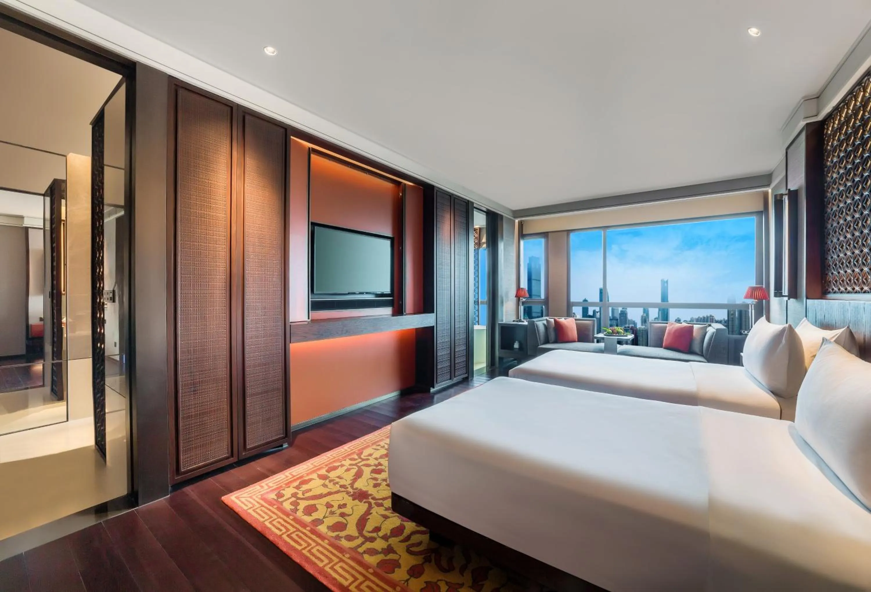 Photo of the whole room, Bed in Regent Chongqing - Complimentary 1st round mini bar daily