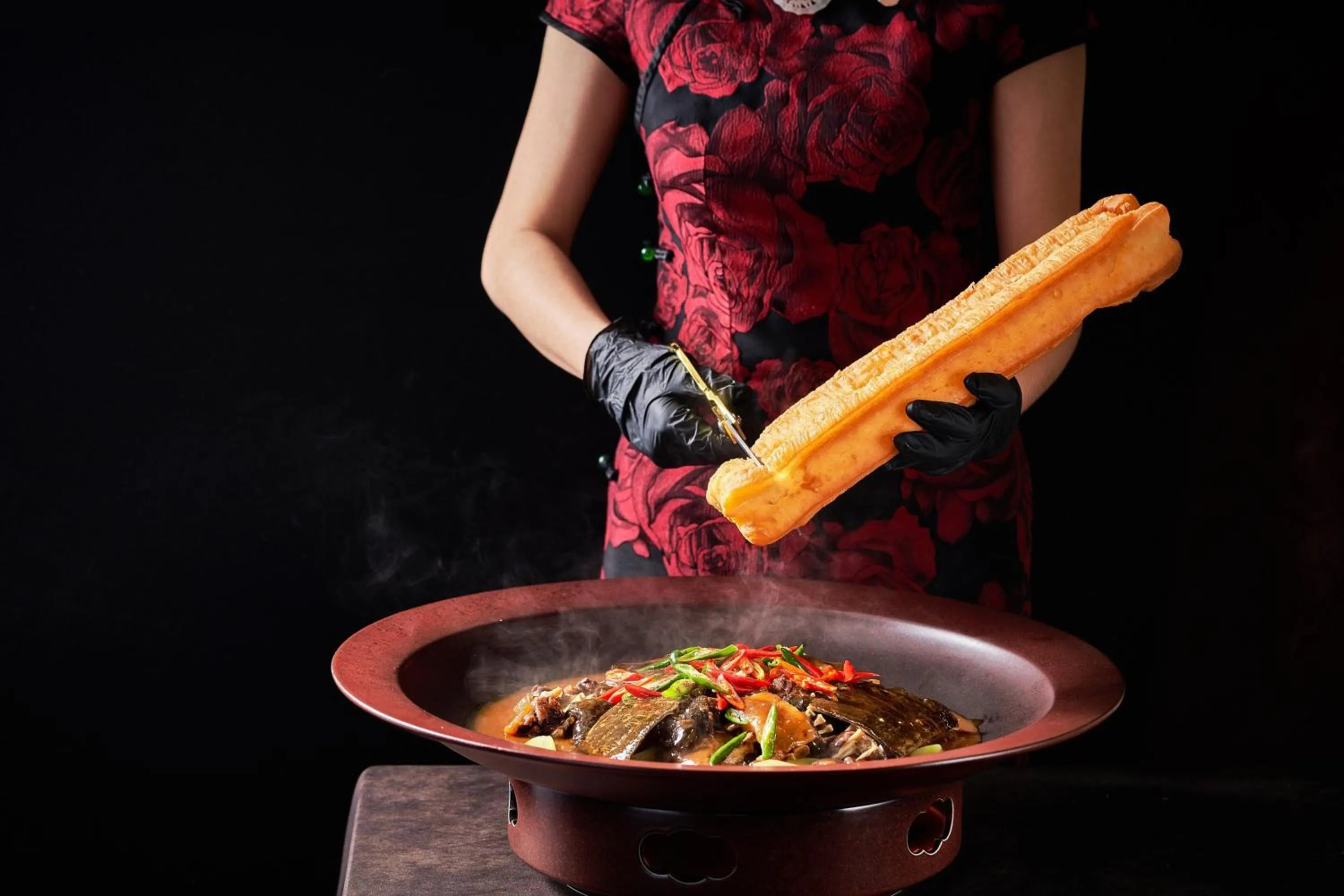 Restaurant/places to eat in Regent Chongqing - Complimentary 1st round mini bar daily