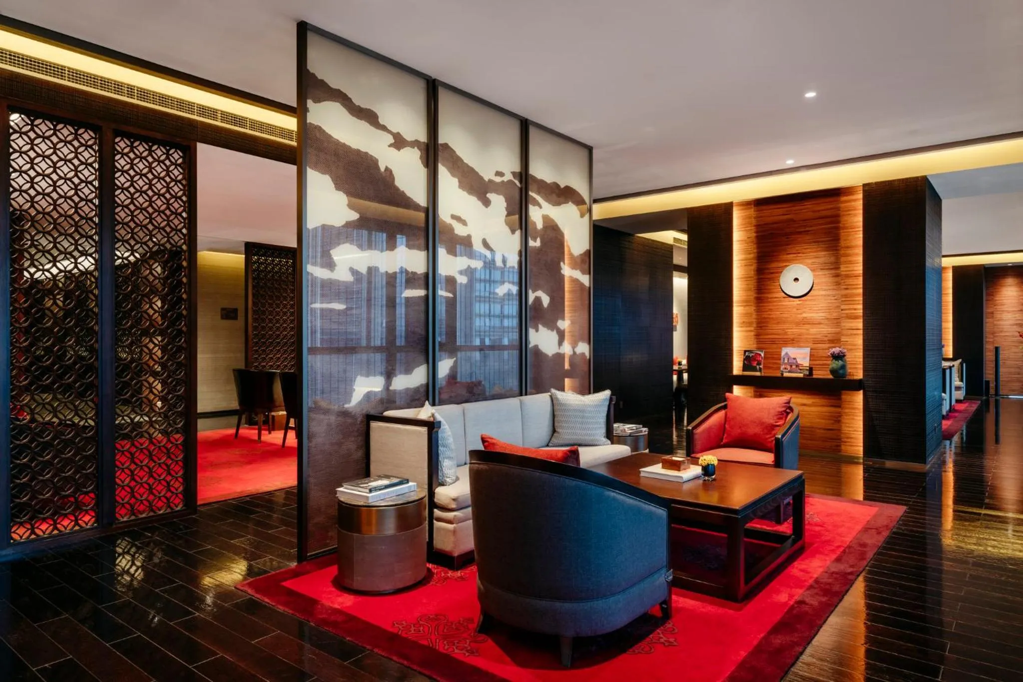 Restaurant/places to eat in Regent Chongqing - Complimentary 1st round mini bar daily