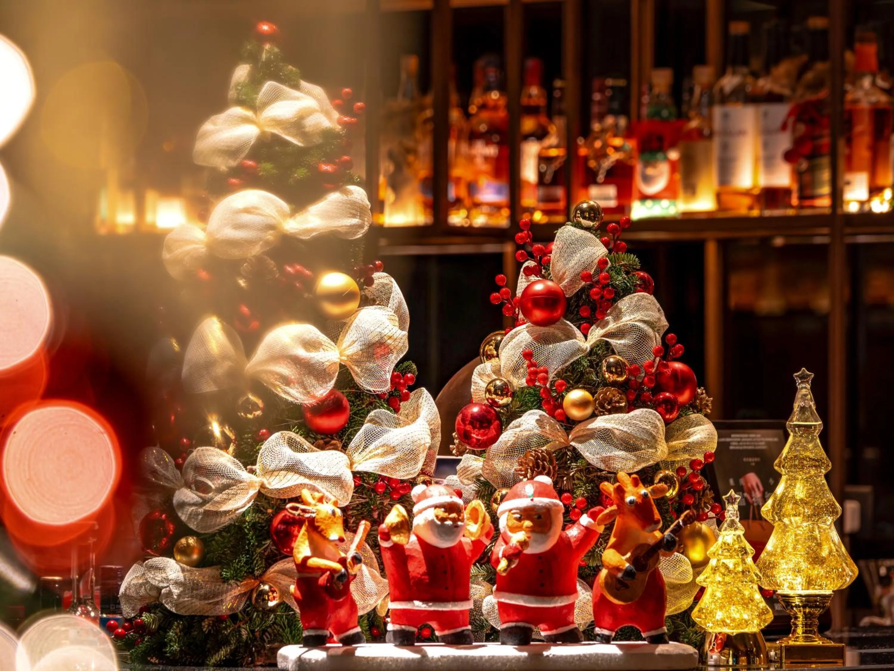 Property building in Regent Chongqing - Complimentary 1st round mini bar daily