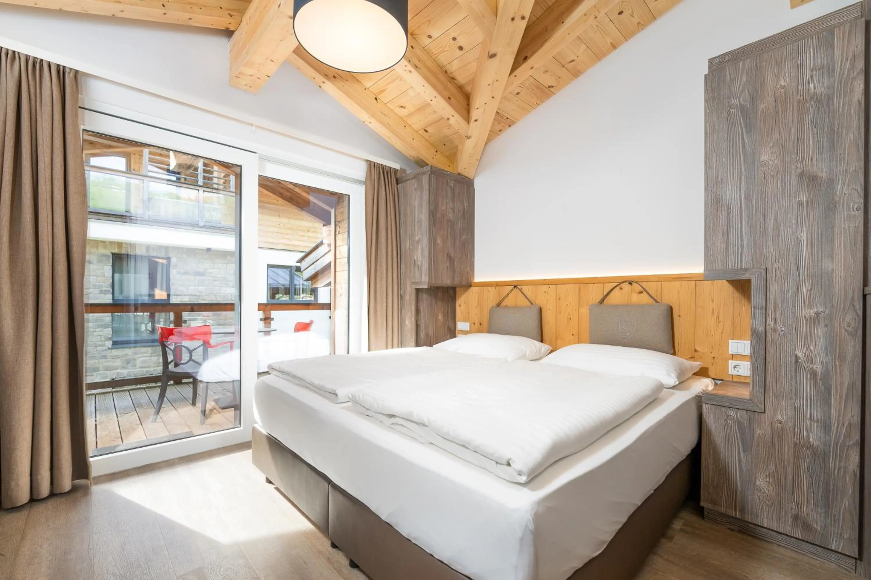 Photo of the whole room, Bed in AvenidA Panorama Suites