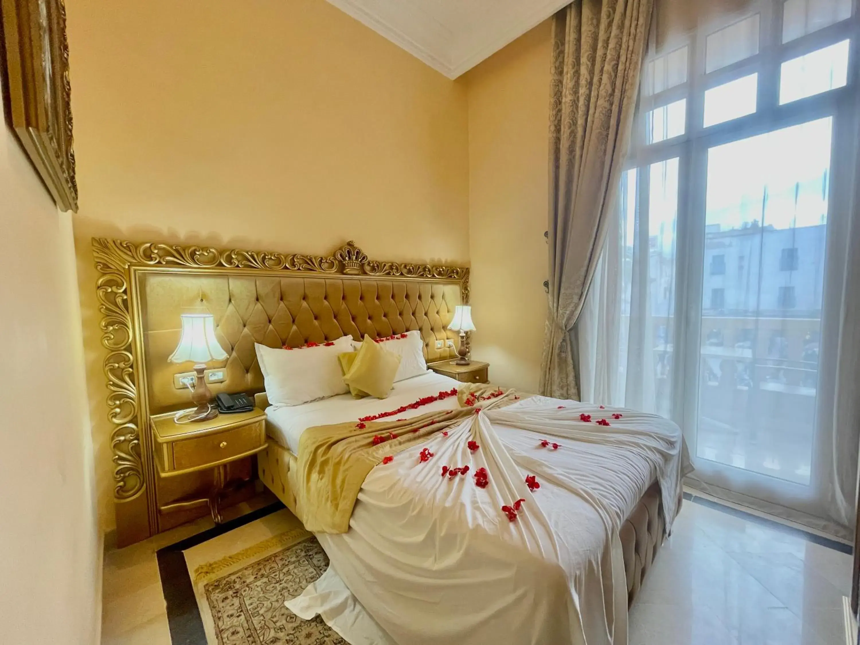 Single Room in Royal Victoria - Ex British Embassy Single Room in Royal Victoria - Ex British Embassy