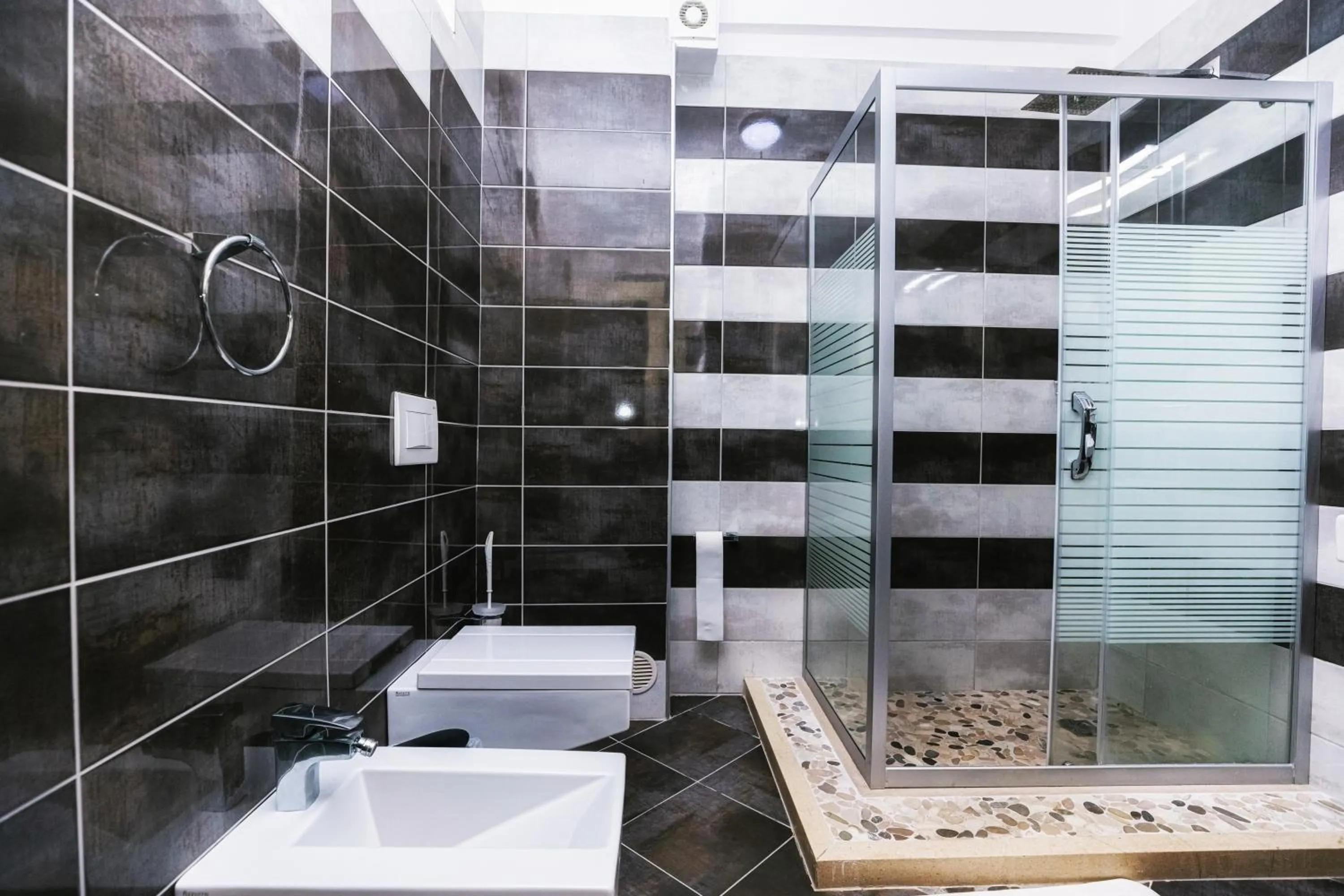 Bathroom in Hotel Picasso