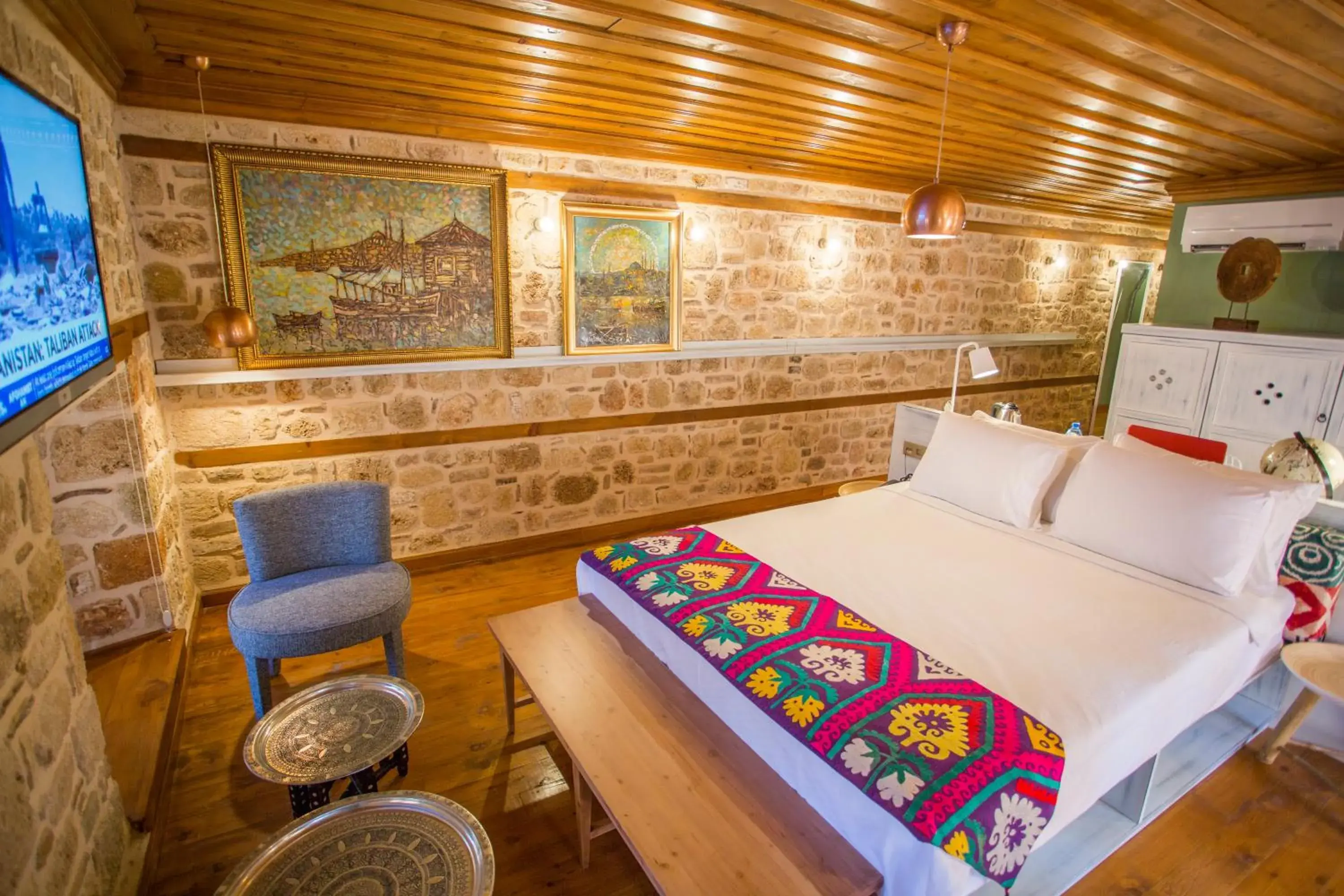 Deluxe Room in Char Me Hotel Deluxe Room in Char Me Hotel