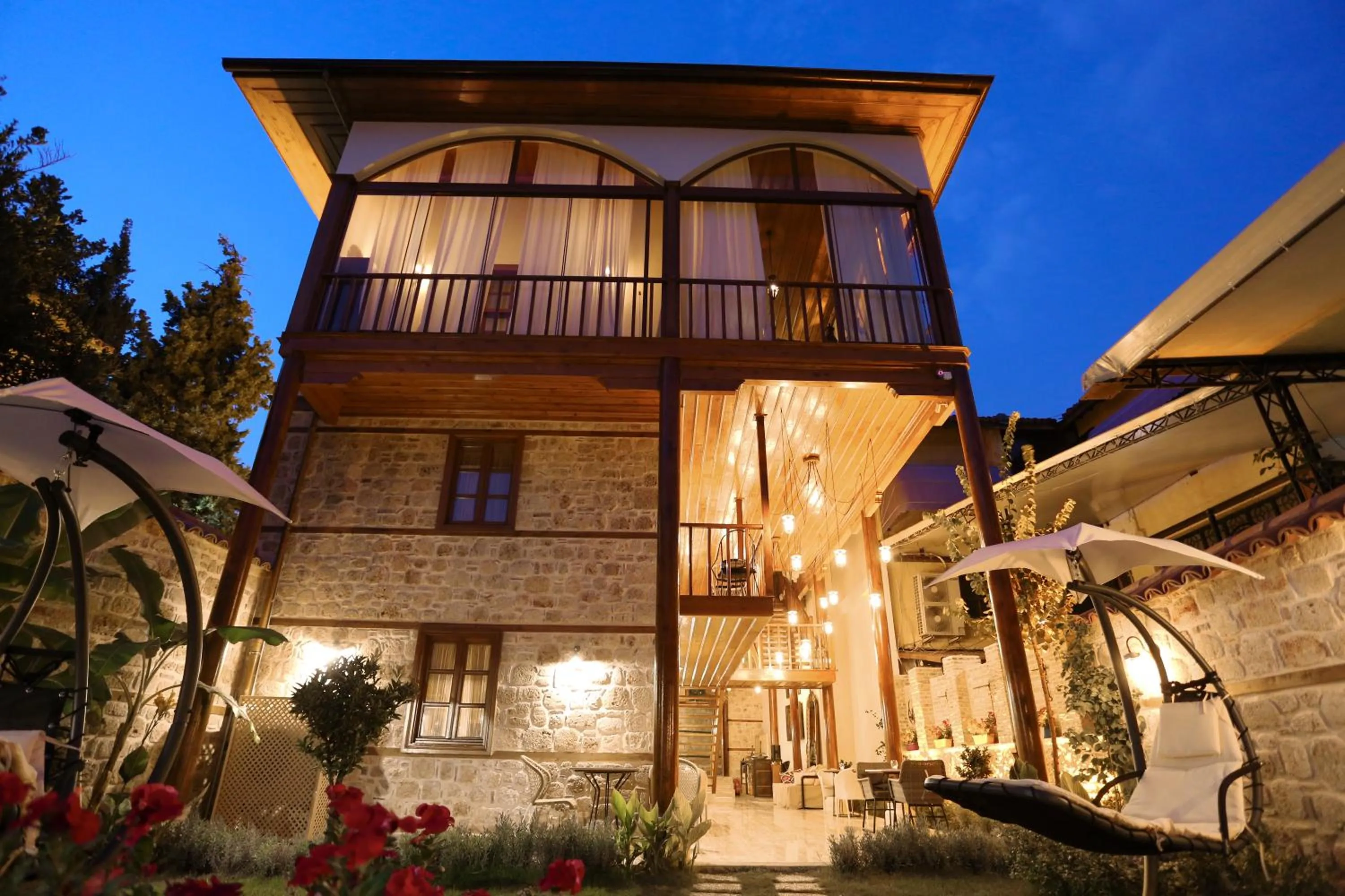 Property building in Char Me Hotel