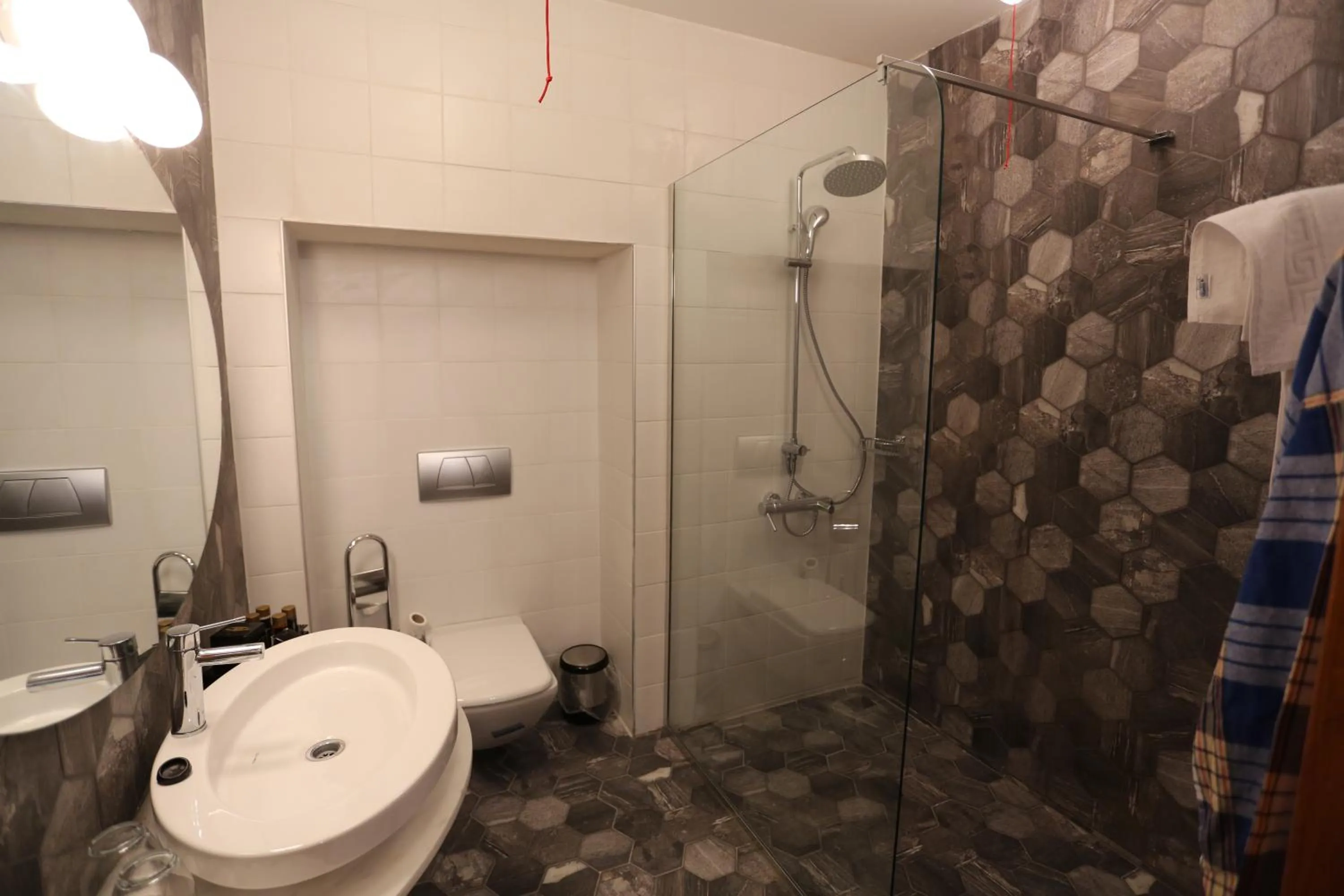 Bathroom in Char Me Hotel