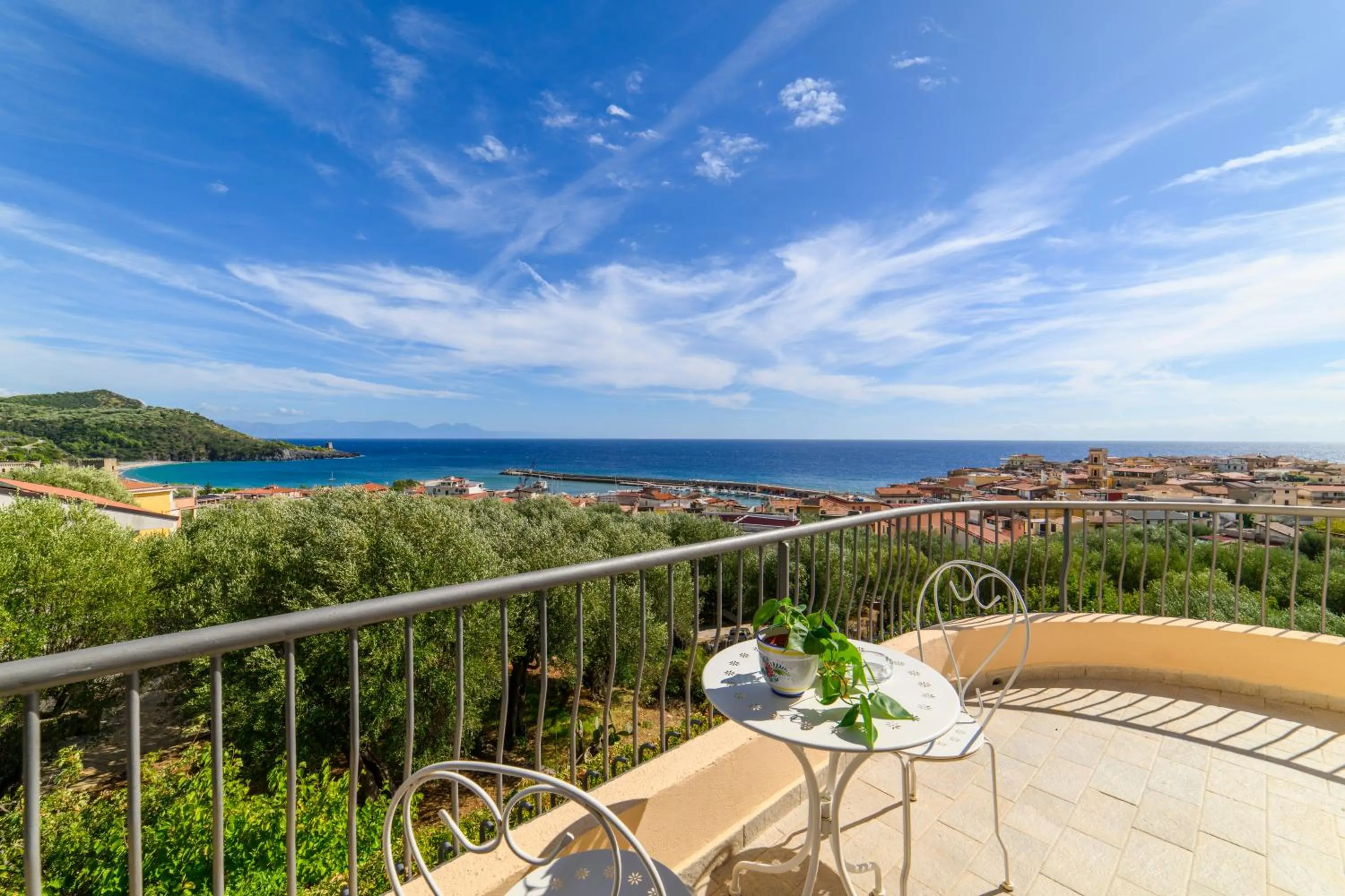 Natural landscape in Hotel America