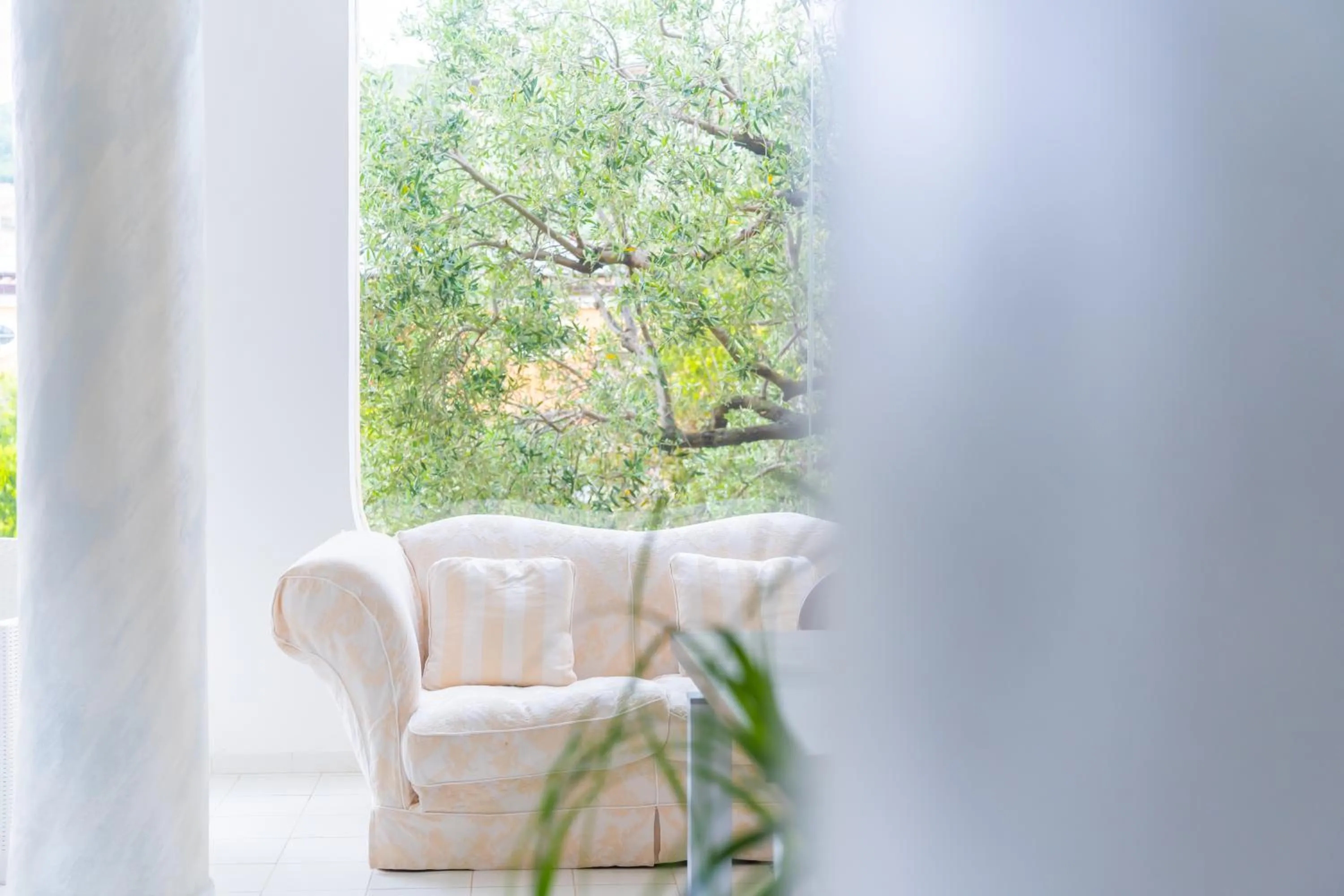 Living room in Hotel America