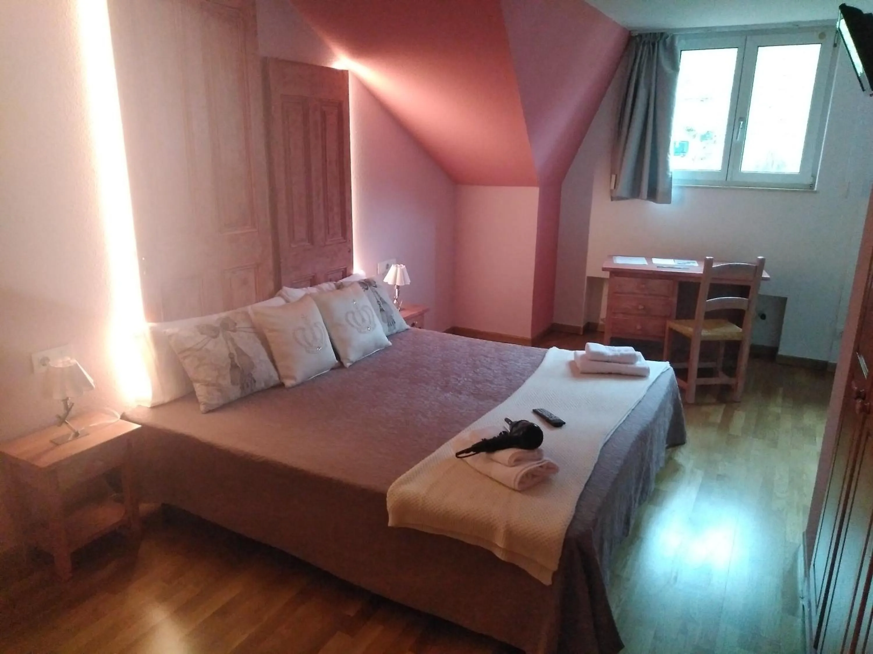 TV and multimedia, Bed in Balneario Casa Pallotti