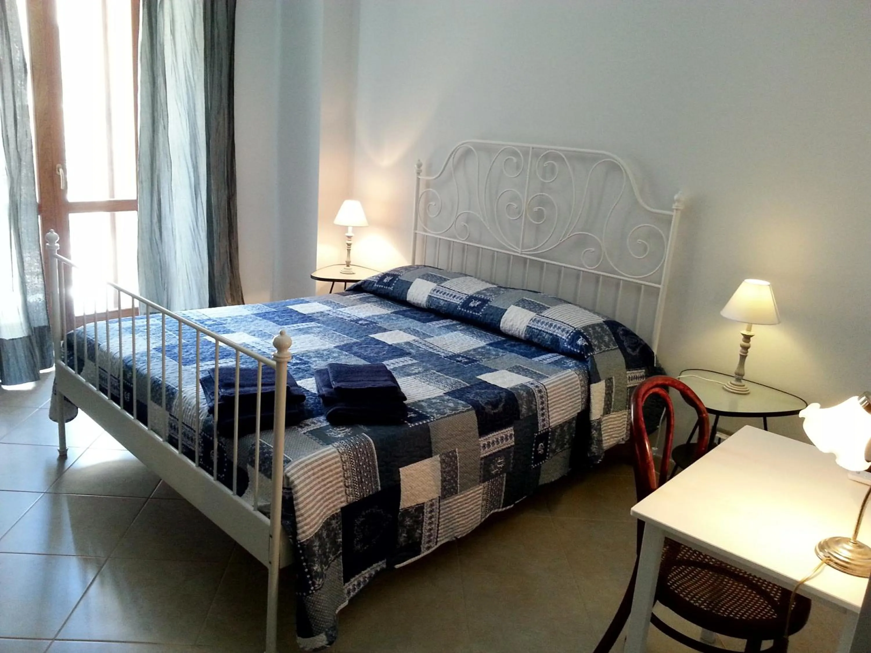 Photo of the whole room in B&B del Corso